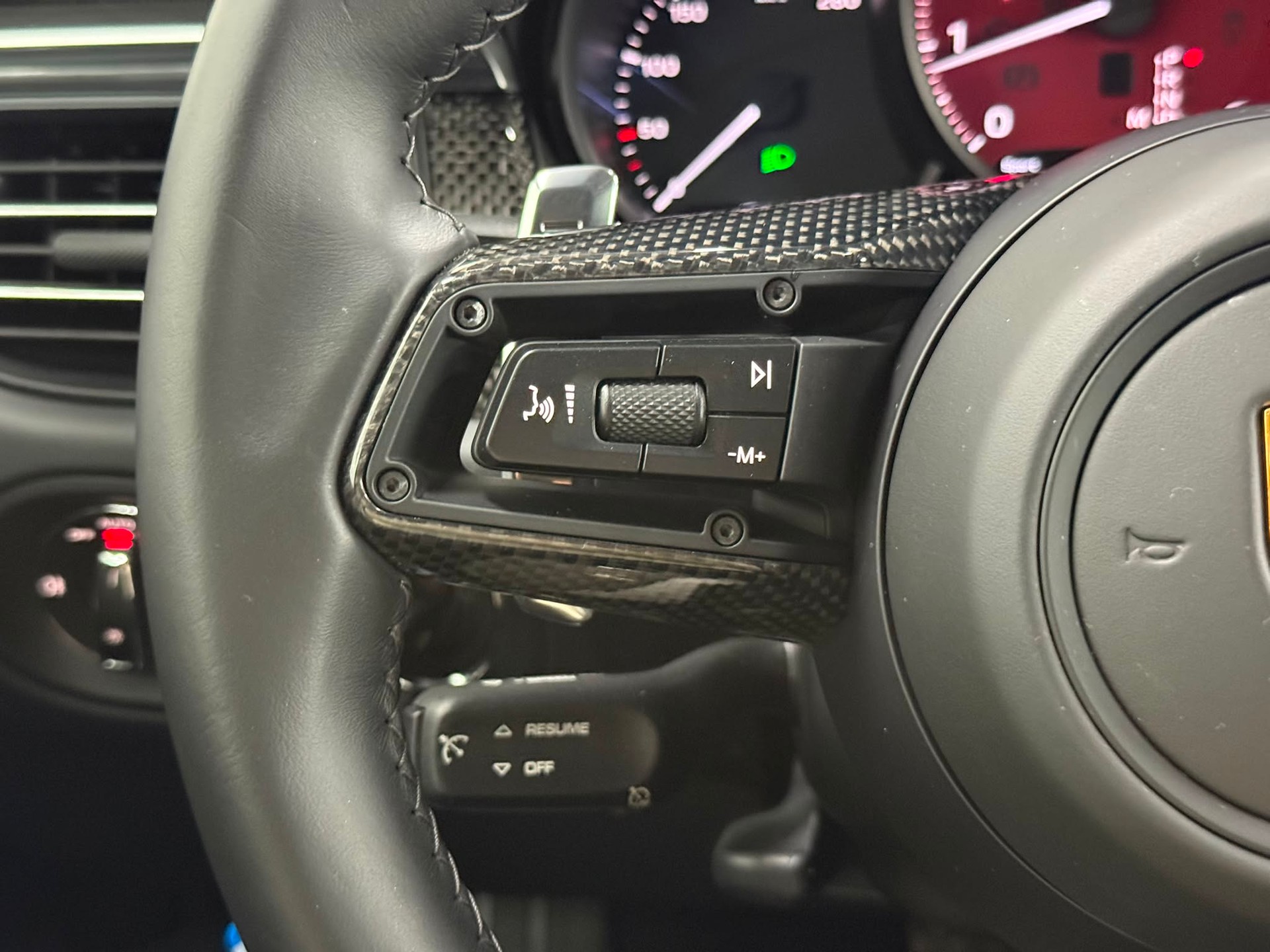 PORSCHE Macan GTS PDK-image-17