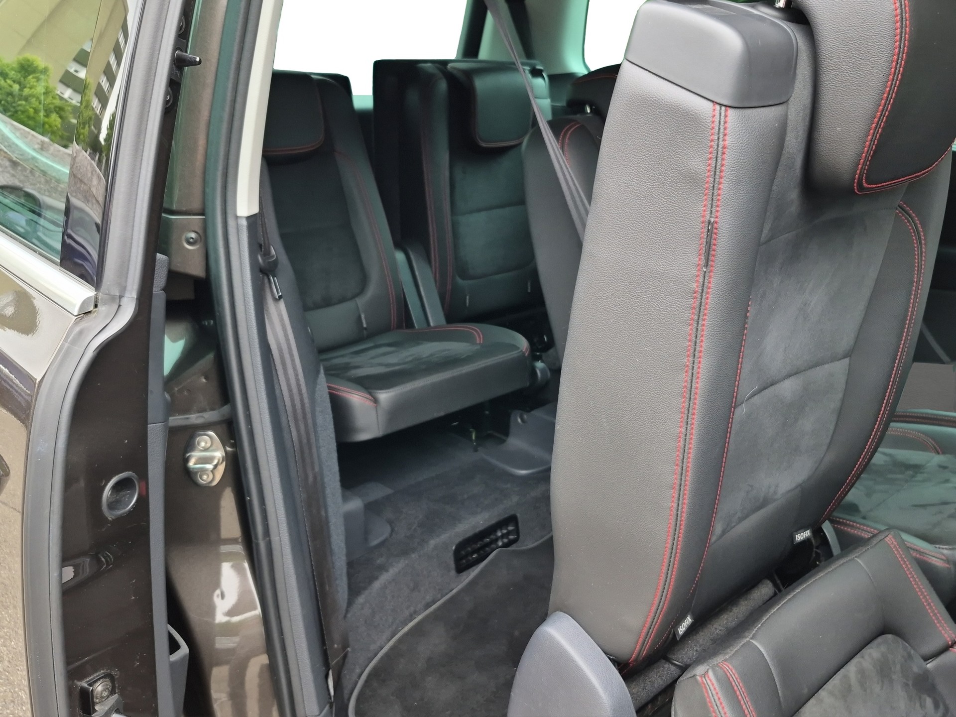 SEAT Alhambra 2.0 TDI FR Line DSG *7-Plätze, Anhängekupplung, int. Kindersitze*-image-8