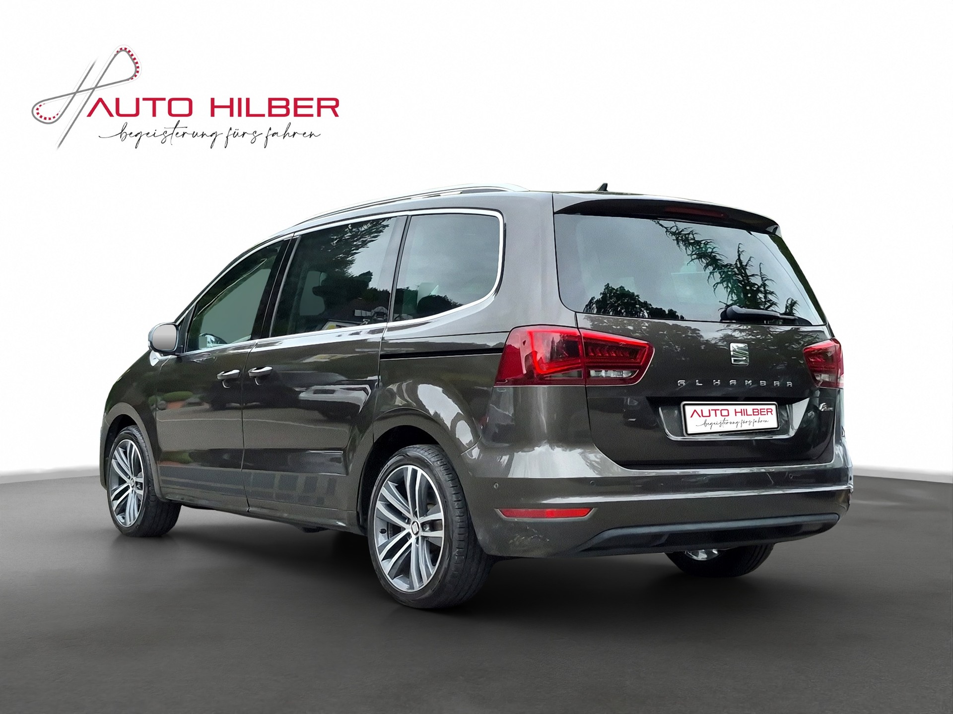 SEAT Alhambra 2.0 TDI FR Line DSG *7-Plätze, Anhängekupplung, int. Kindersitze*-image-4