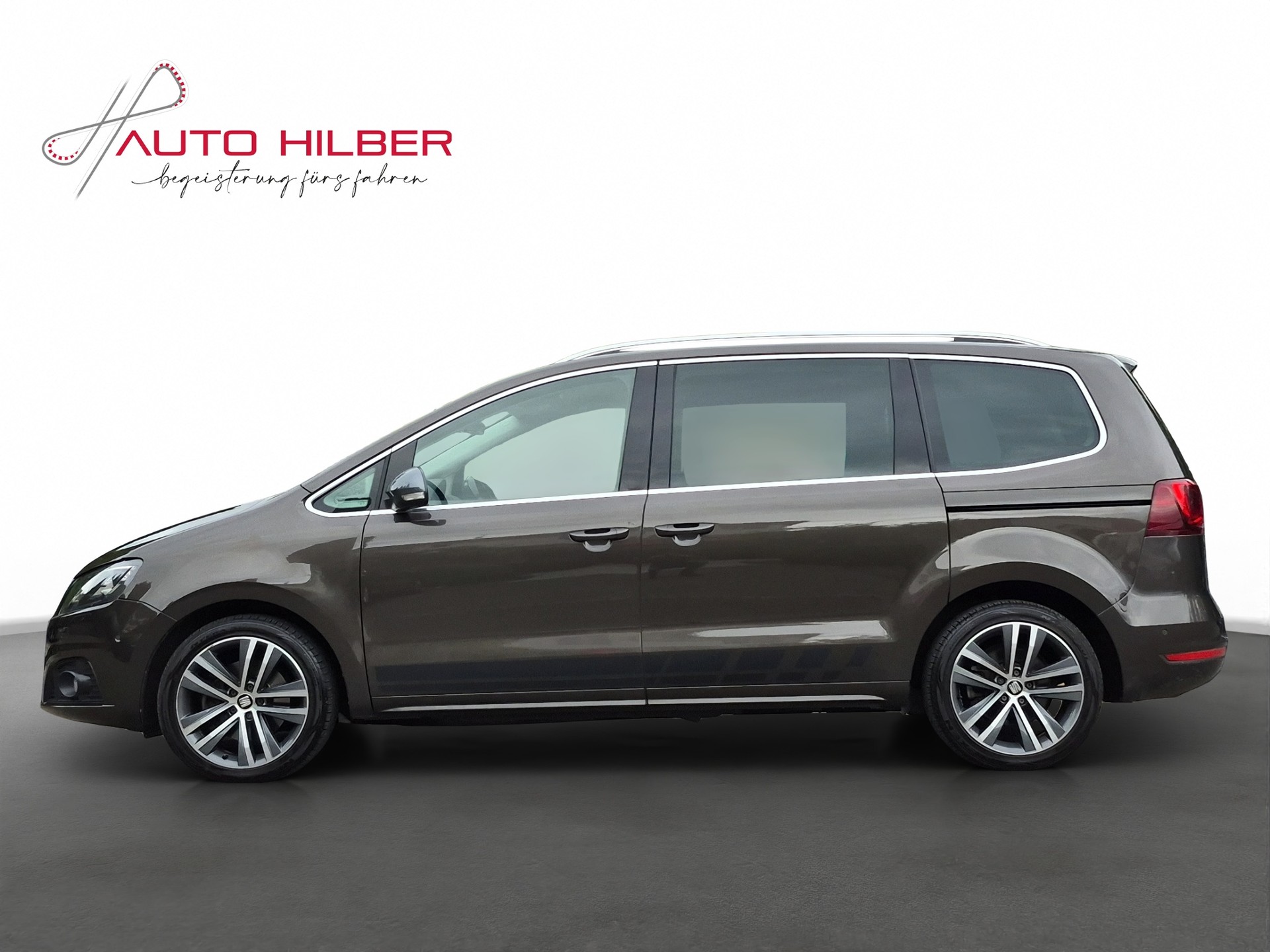 SEAT Alhambra 2.0 TDI FR Line DSG *7-Plätze, Anhängekupplung, int. Kindersitze*-image-2