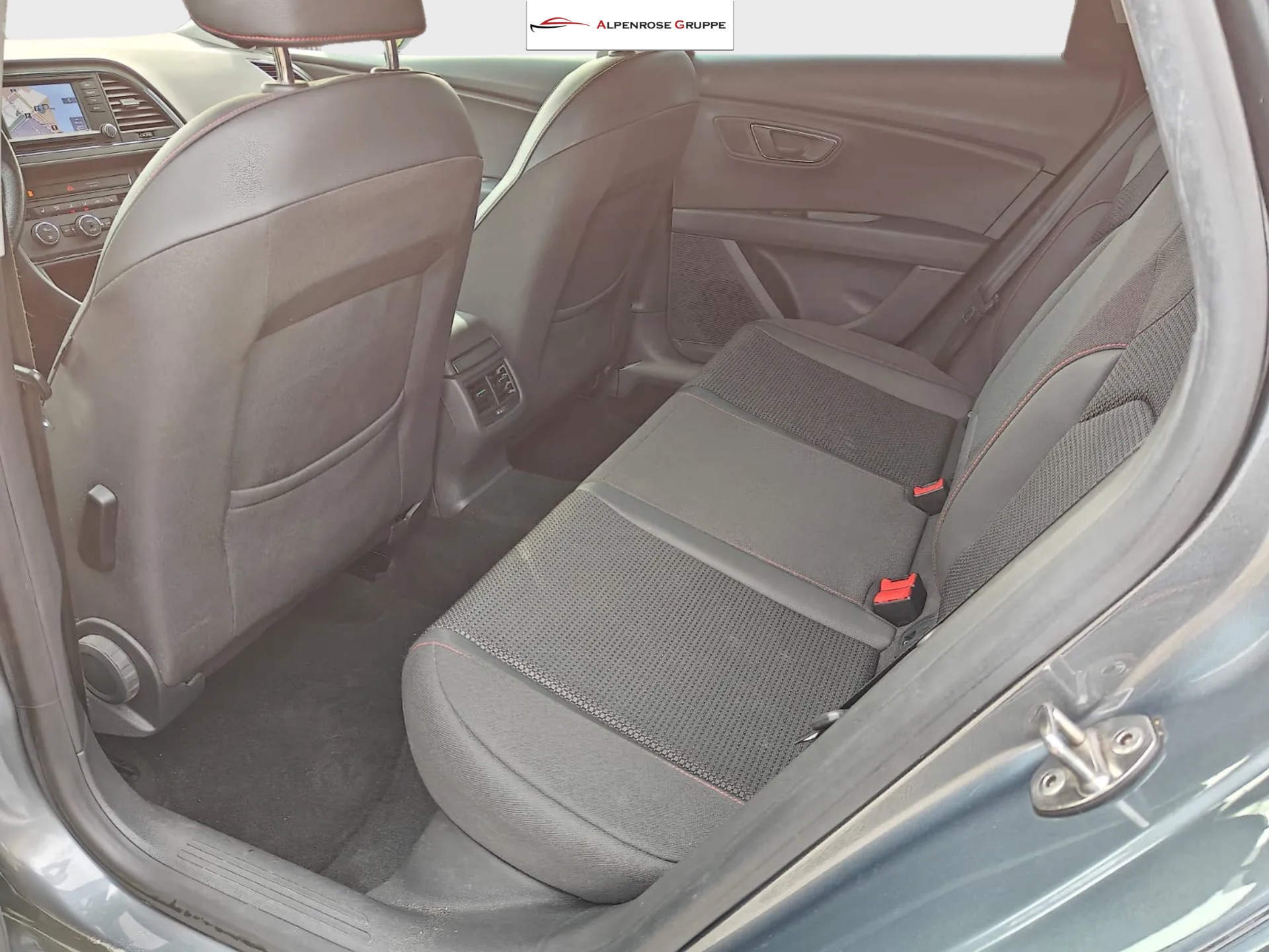 SEAT Leon ST 2.0 TDI FR DSG-image-7