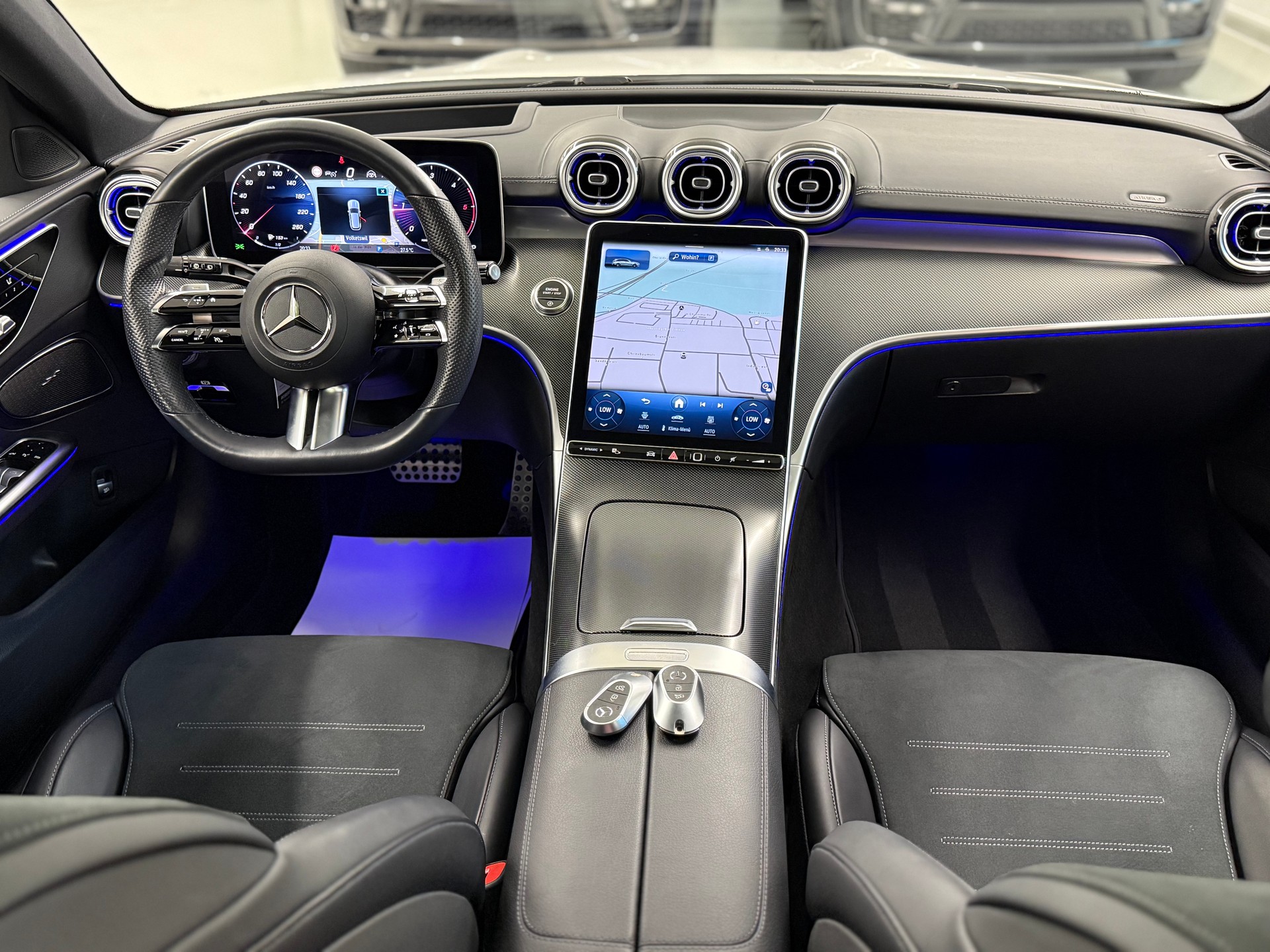 MERCEDES-BENZ C 220 d T 4Matic AMG Line-image-15