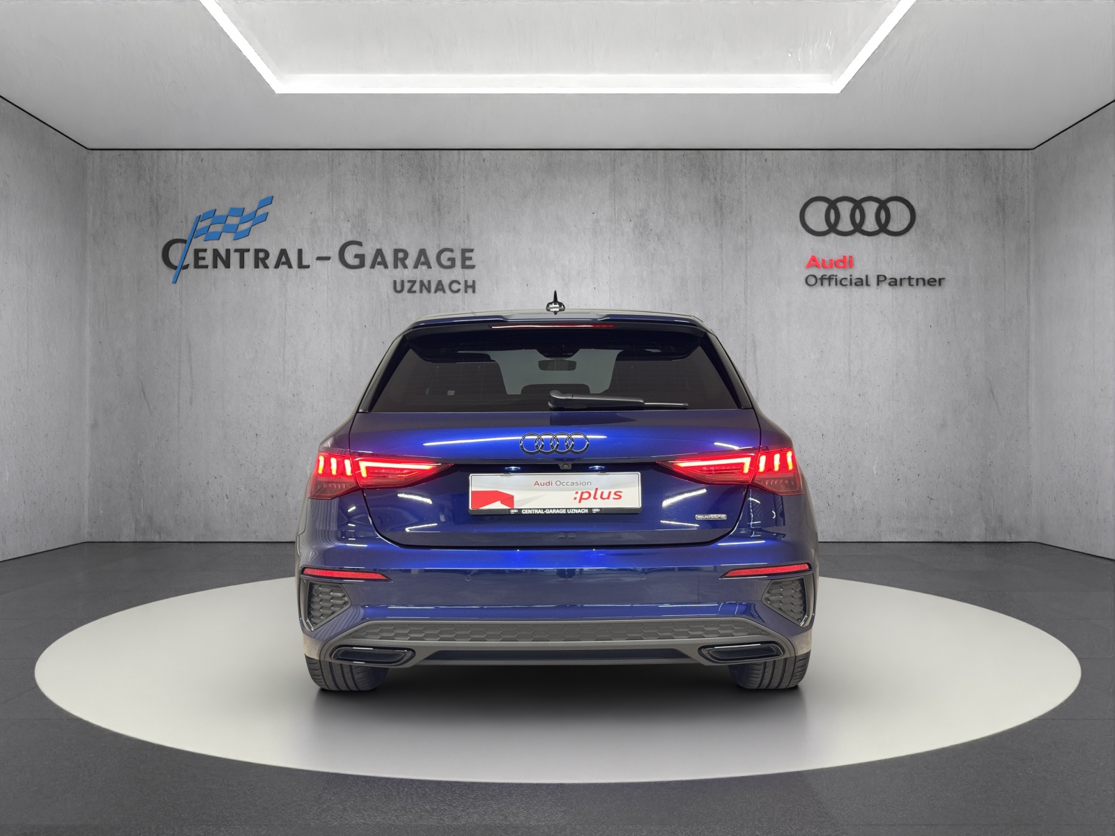 AUDI A3 Sportback 40 TFSI S line quattro S-tronic-image-3