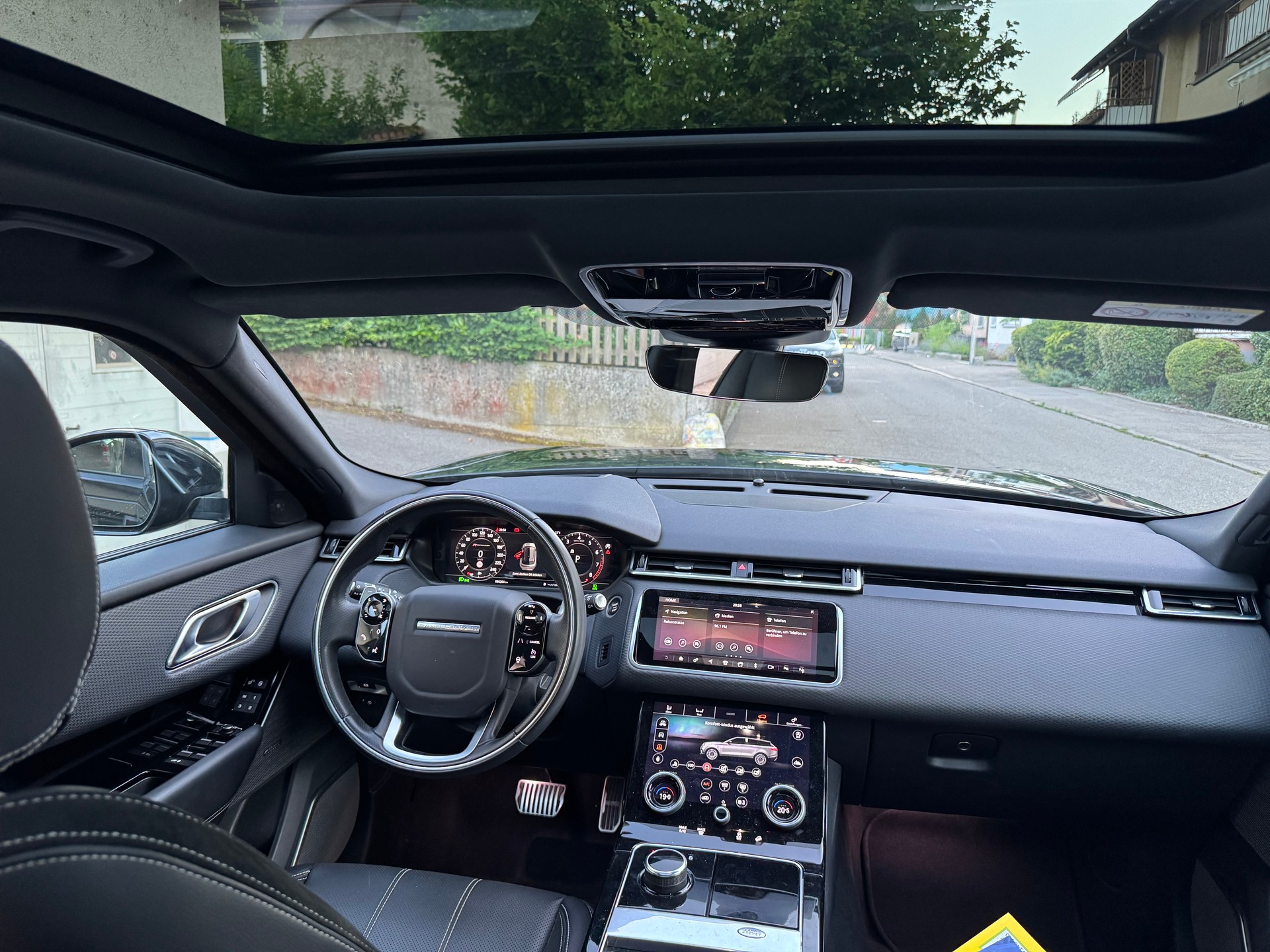 LAND ROVER Range Rover Velar R-Dynamic P 300 S Automatic-image-7