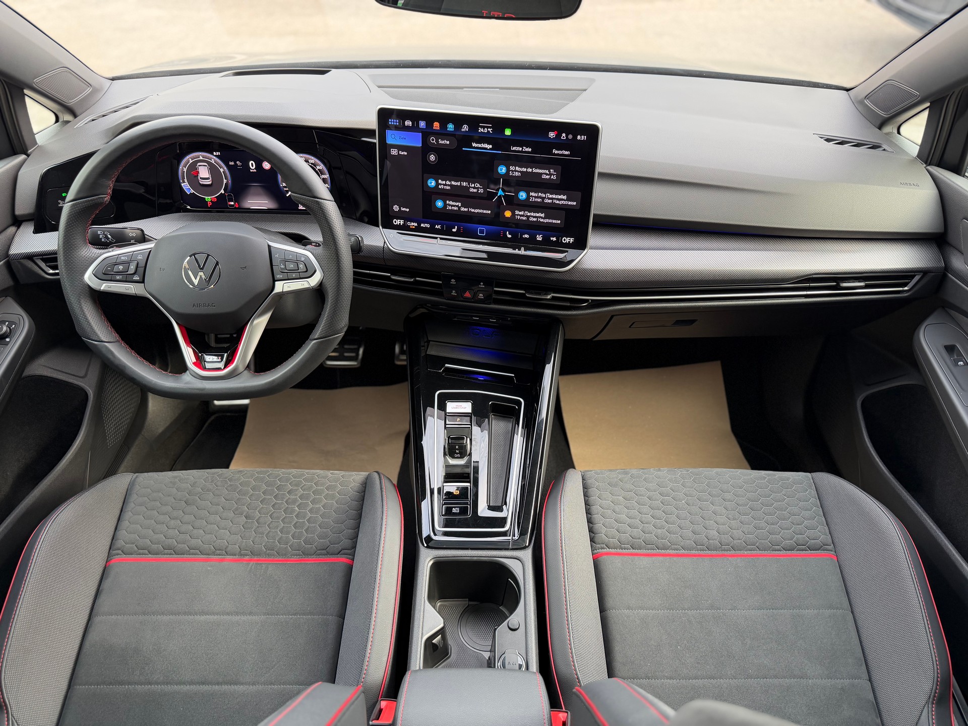 VW Golf 2.0 TSI GTI Clubsport DSG Akrapovic-image-12