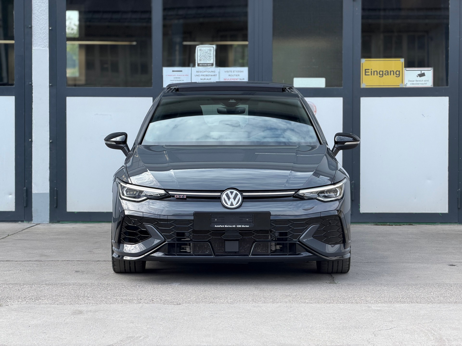 VW Golf 2.0 TSI GTI Clubsport DSG Akrapovic-image-2