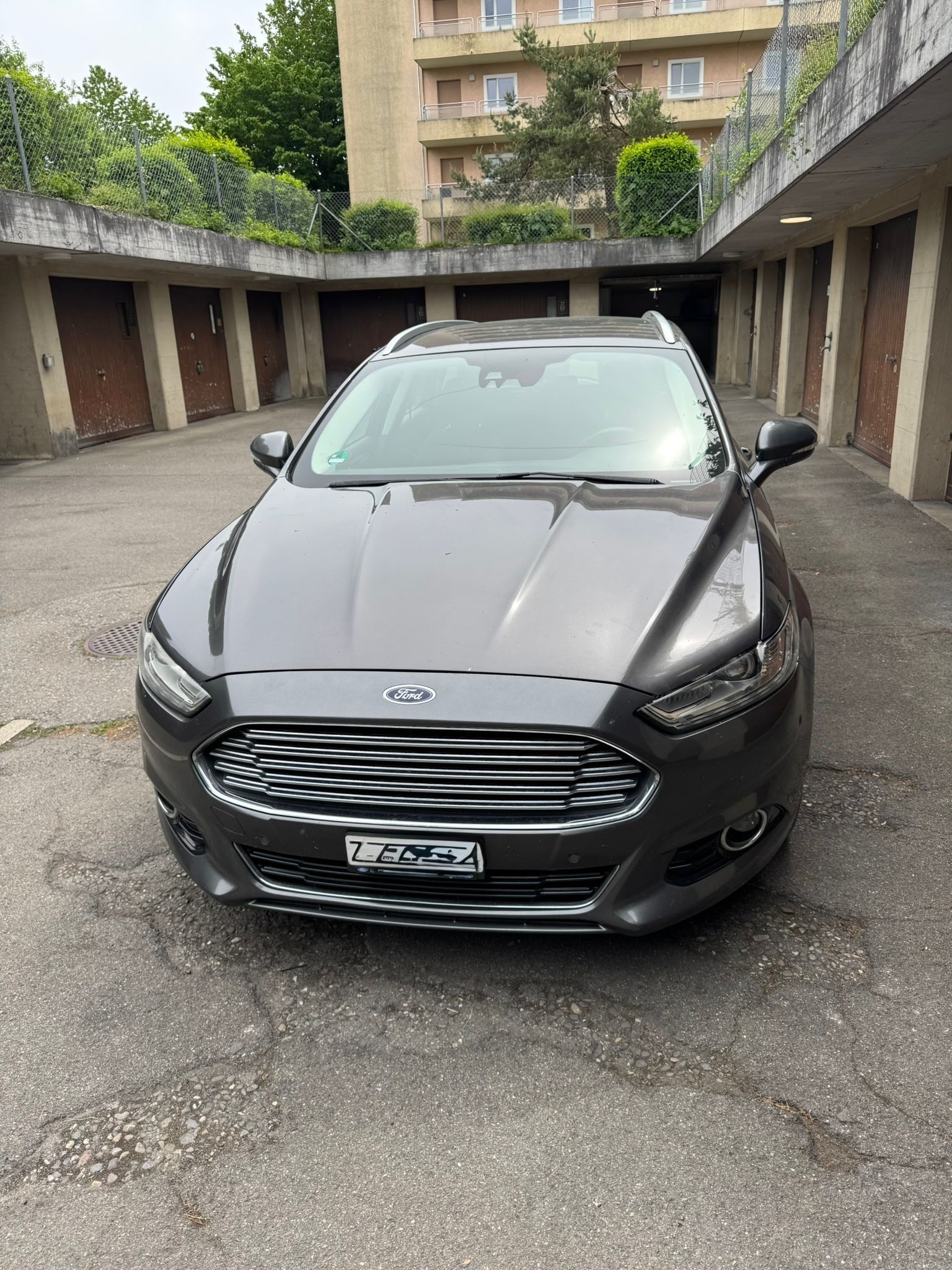 FORD Mondeo 2.0 TDCi Trend PowerShift-image-1
