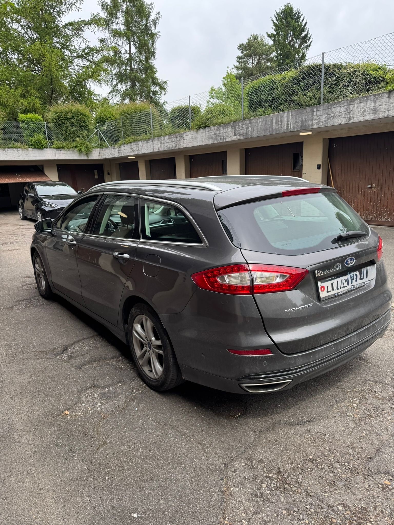 FORD Mondeo 2.0 TDCi Trend PowerShift-image-3