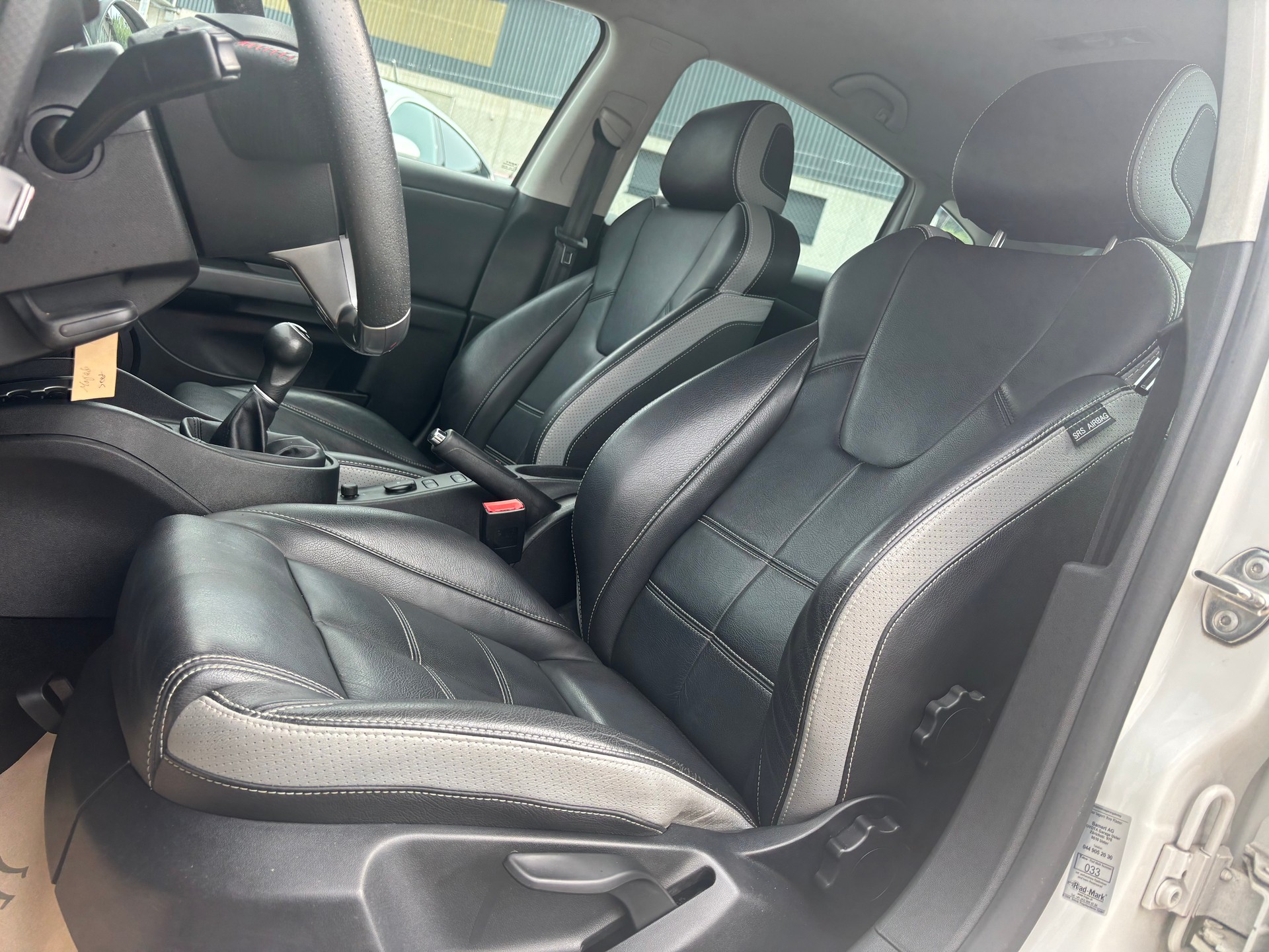 SEAT Leon 1.4 TSI FR-image-9