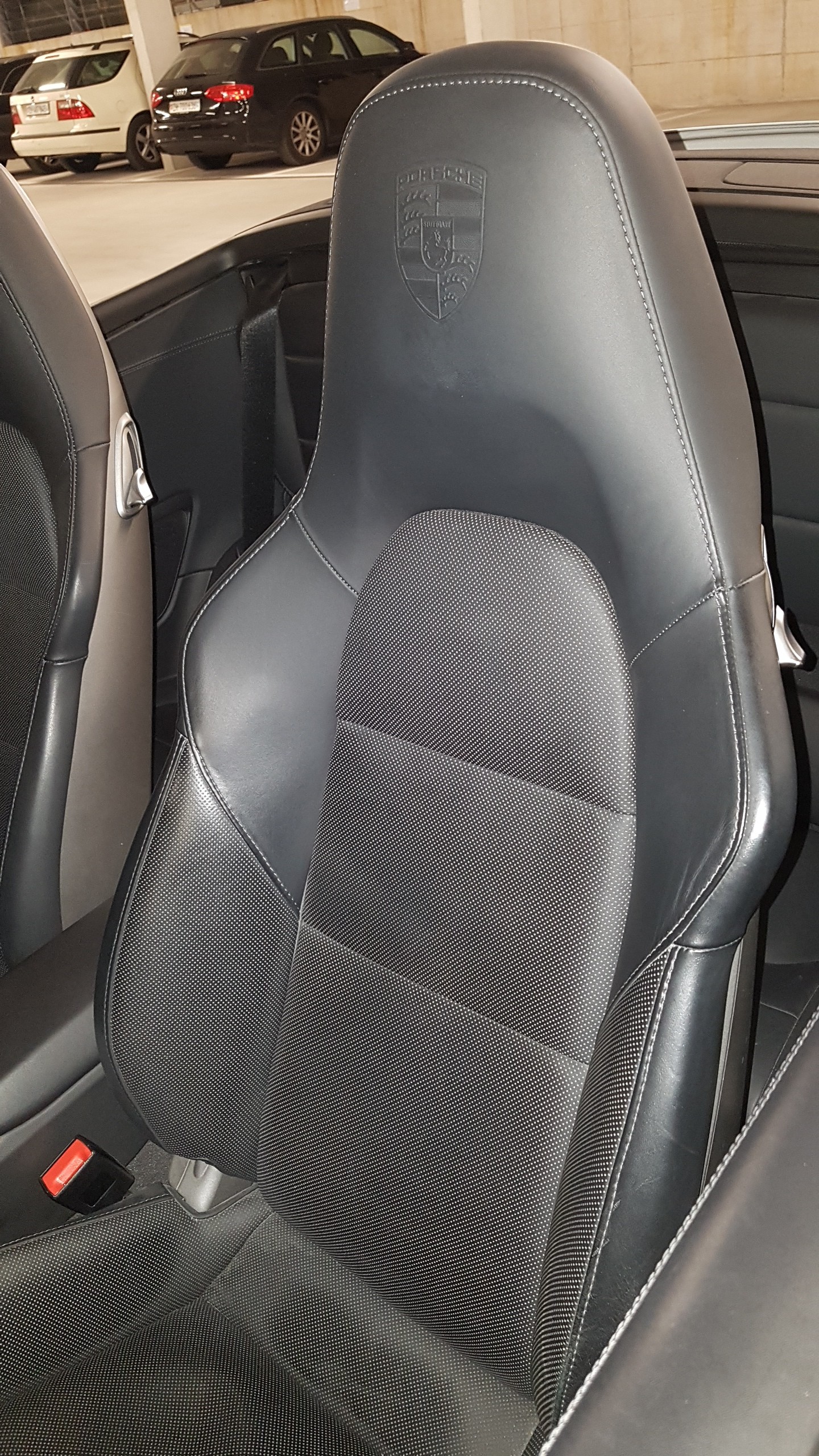 PORSCHE 991 4S-image-10