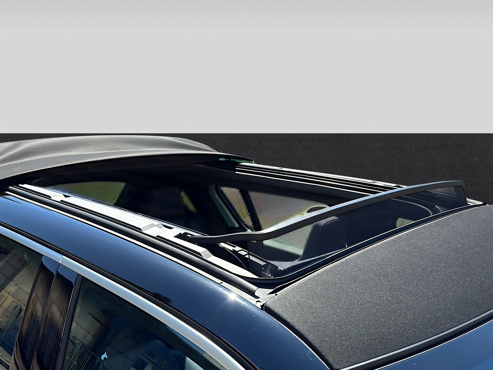 RENAULT R4 E-Tech Comfort Range plein sud techno-image-8