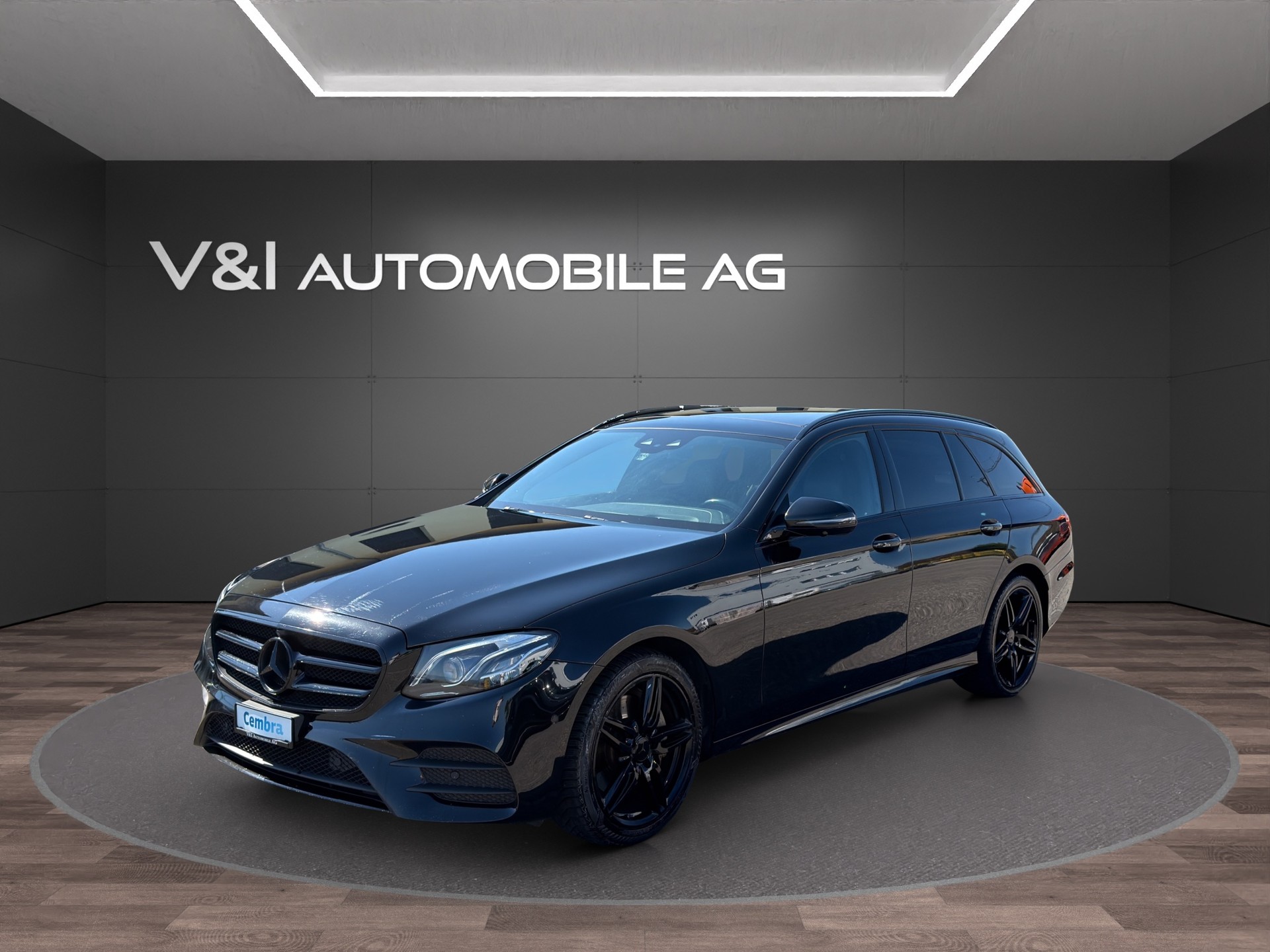 MERCEDES-BENZ E 250 AMG Line 9G-Tronic-image-0