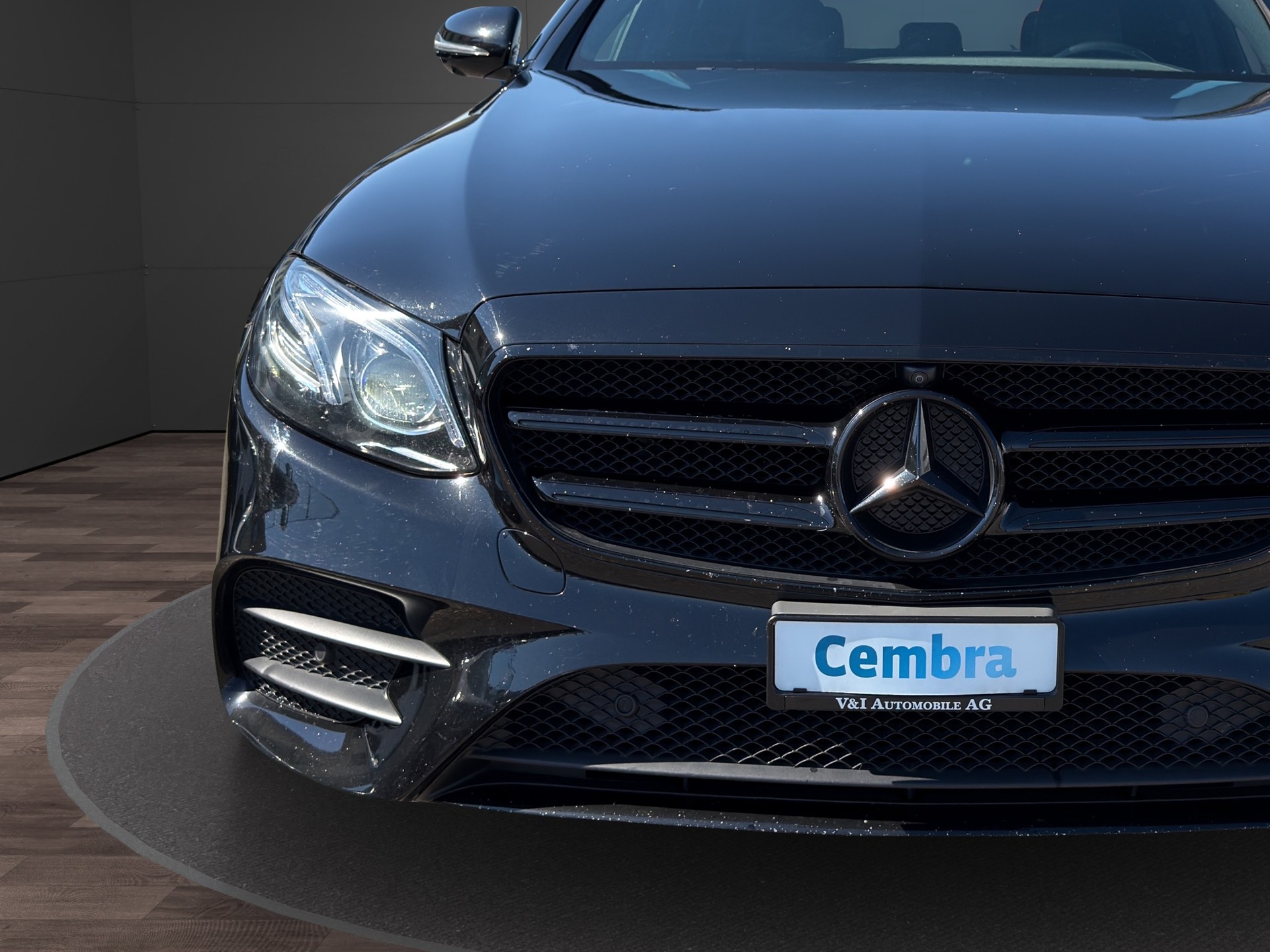 MERCEDES-BENZ E 250 AMG Line 9G-Tronic-image-8