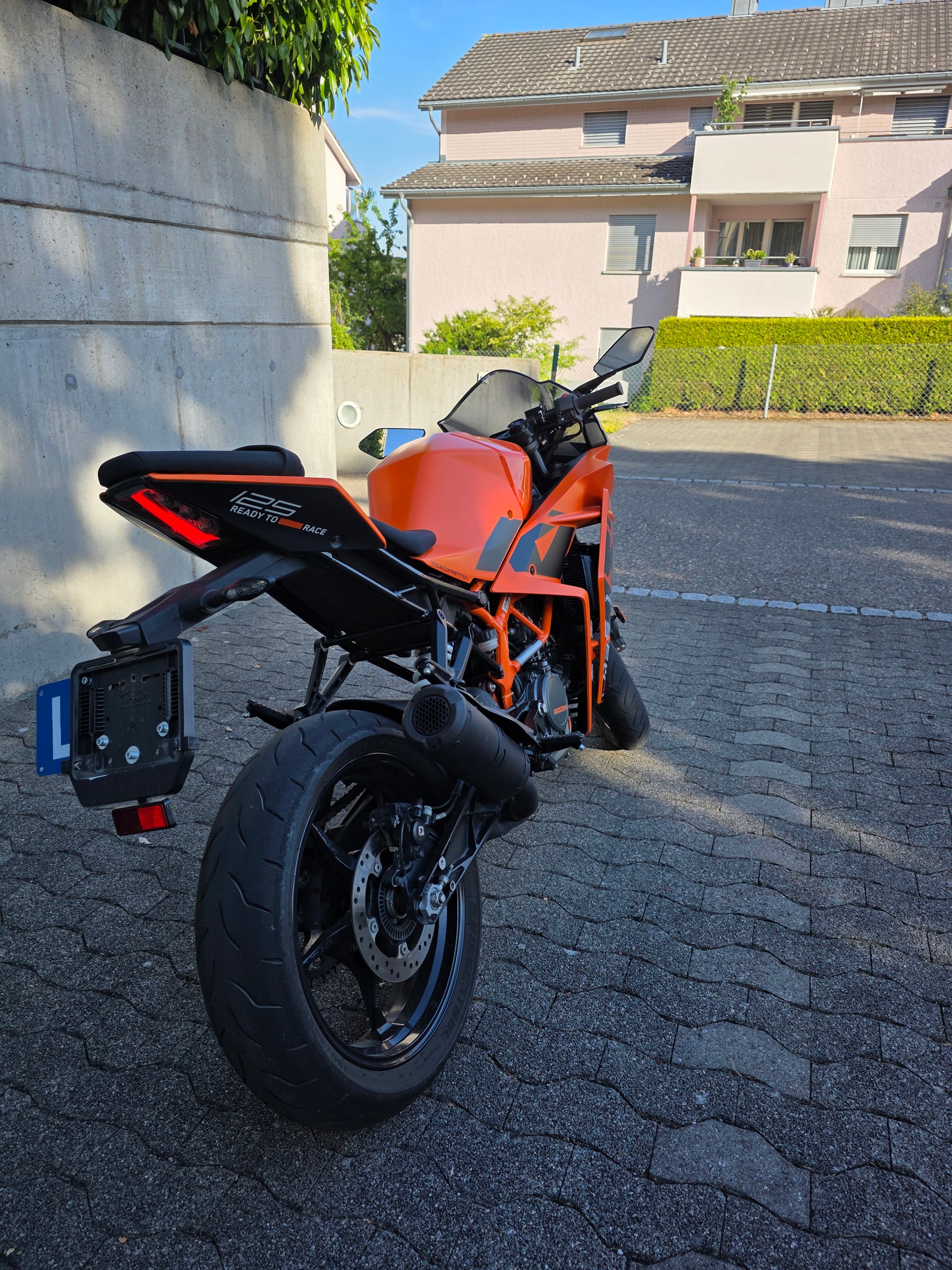 KTM RC 125-image-9