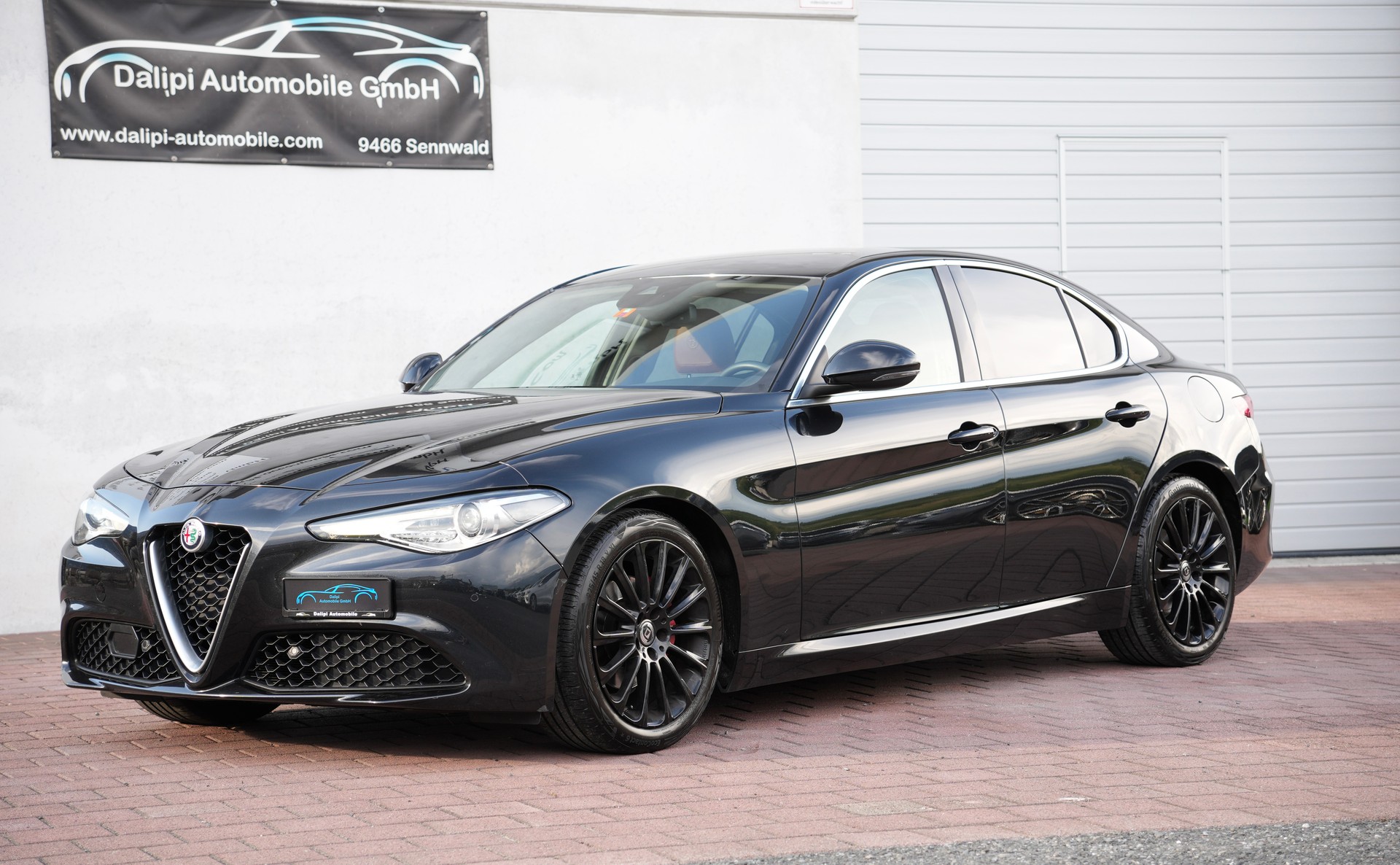 ALFA ROMEO Giulia 2.2 JTDM Super Automatic-image-0