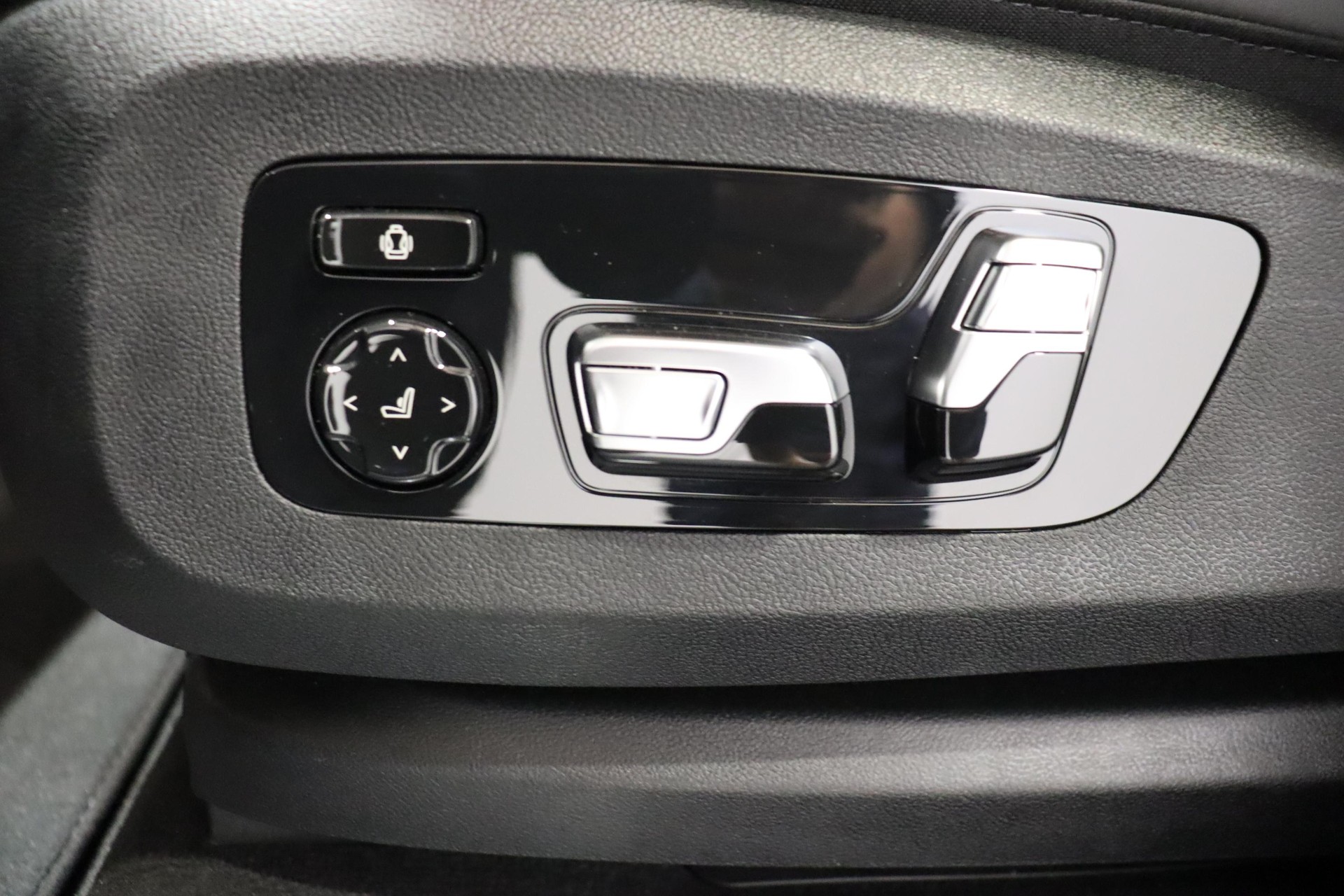 BMW X5 50e xDrive SAG-image-17