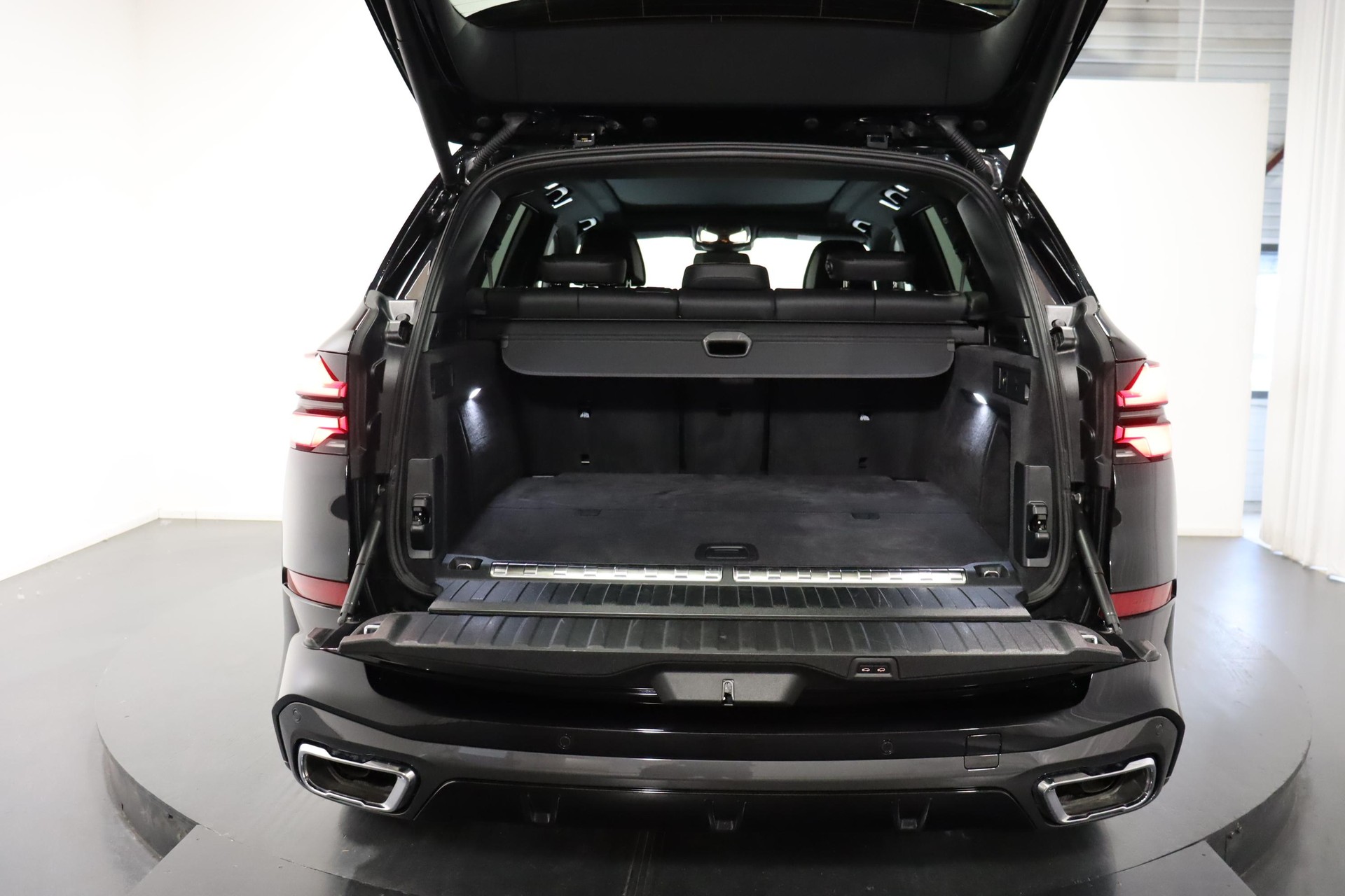 BMW X5 50e xDrive SAG-image-5