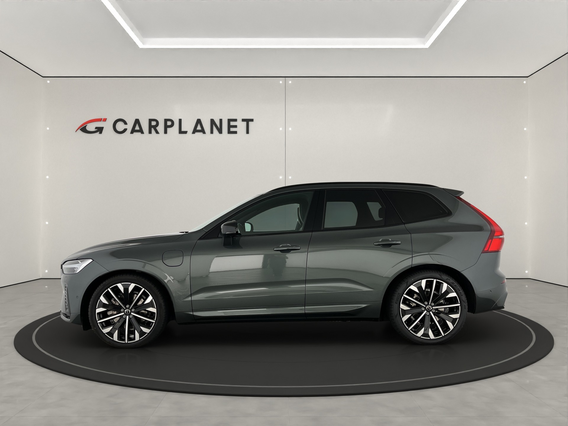 VOLVO XC60 2.0 T8 TE Ultra Dark eAWD-image-4