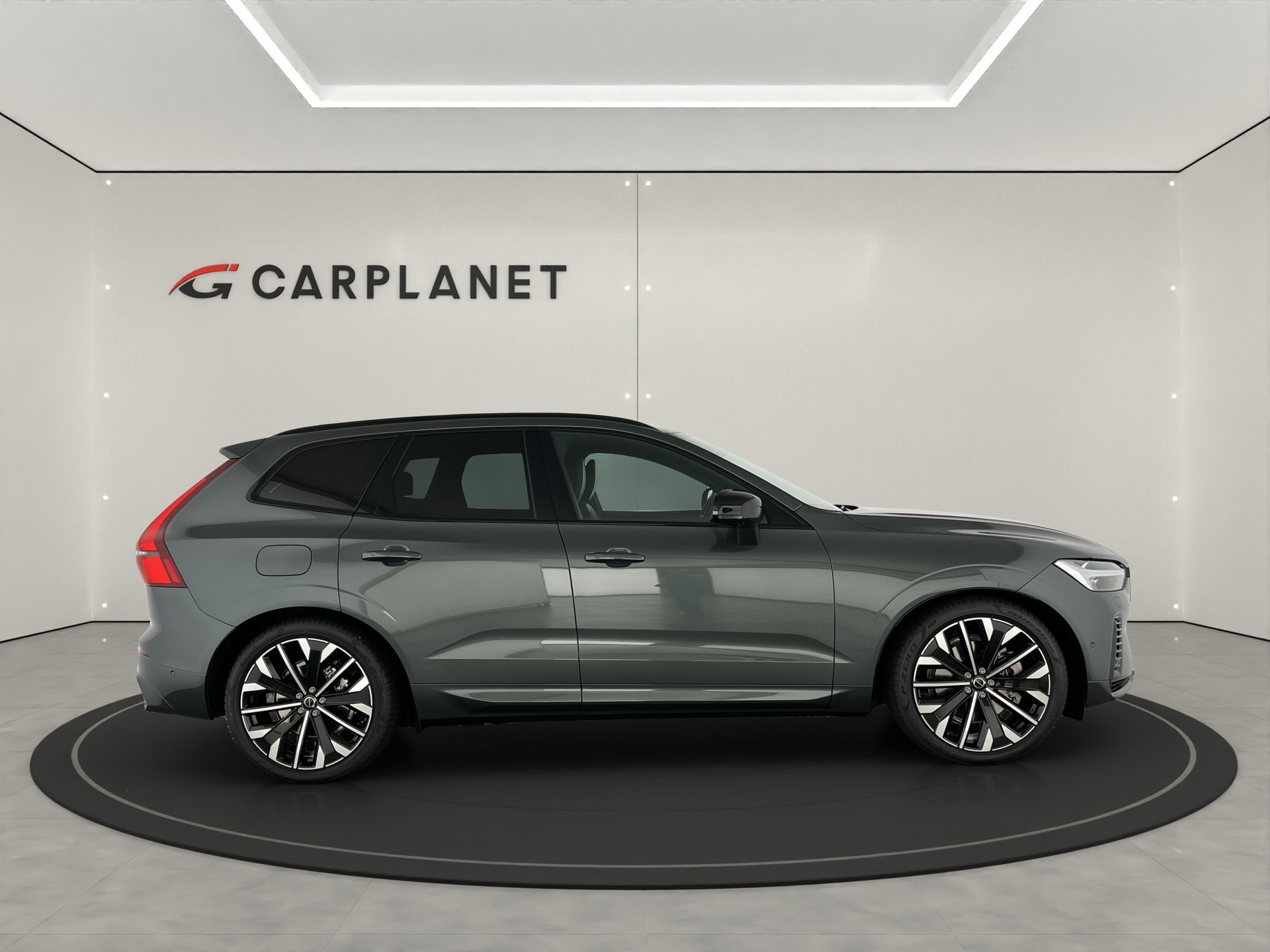 VOLVO XC60 2.0 T8 TE Ultra Dark eAWD-image-2