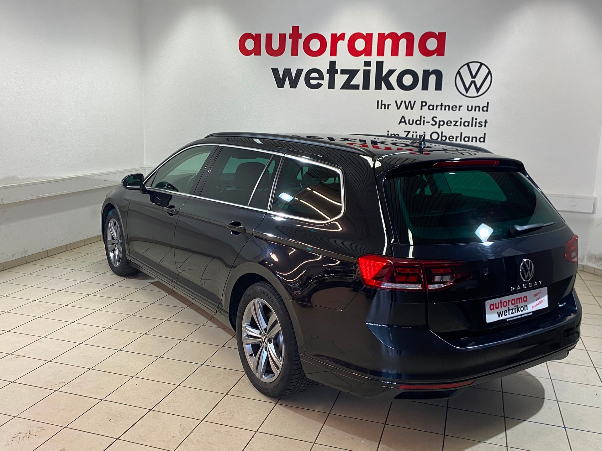 VW Passat 2.0 TDI BMT Business 4Motion DSG-image-2