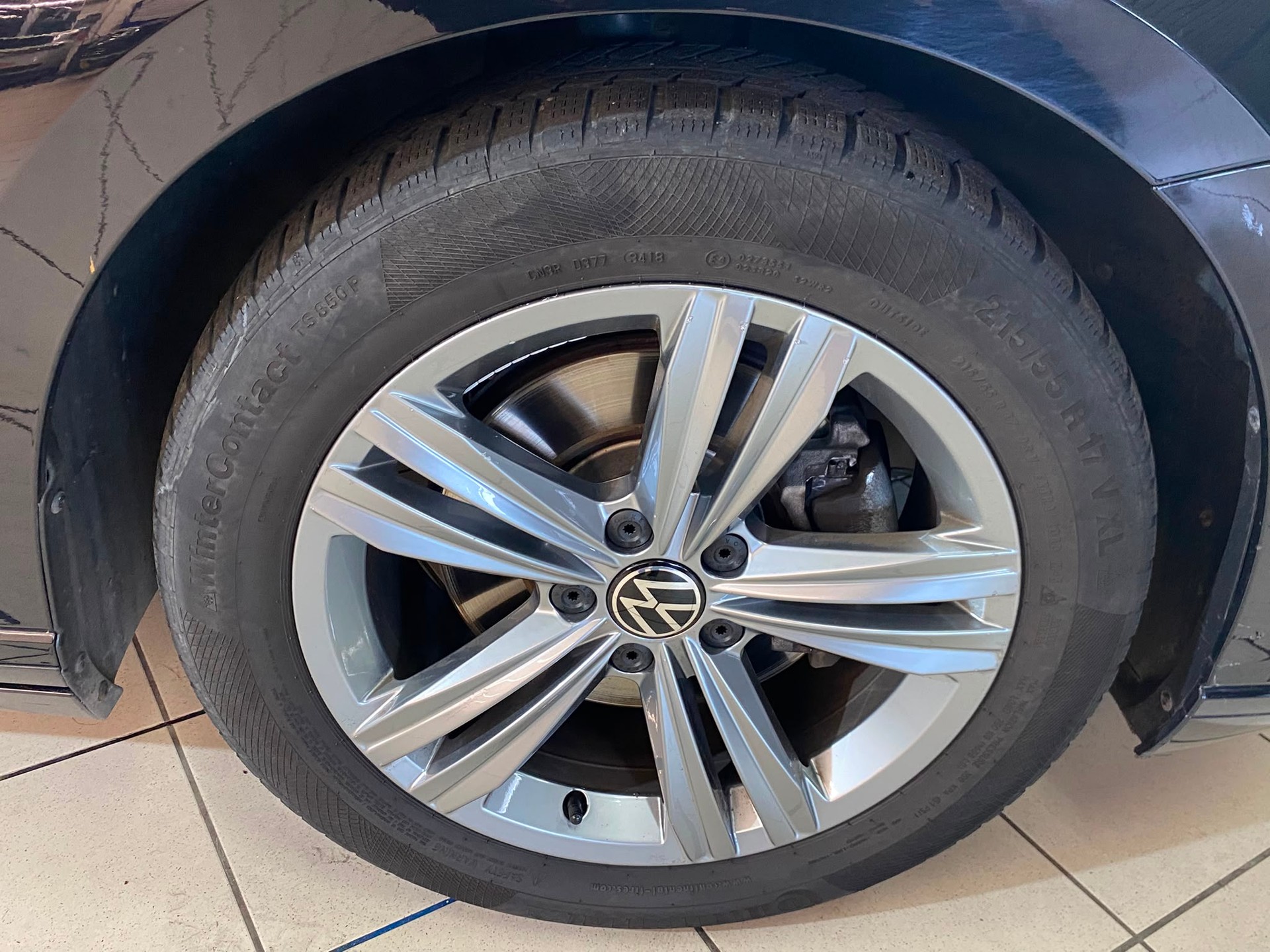 VW Passat 2.0 TDI BMT Business 4Motion DSG-image-4