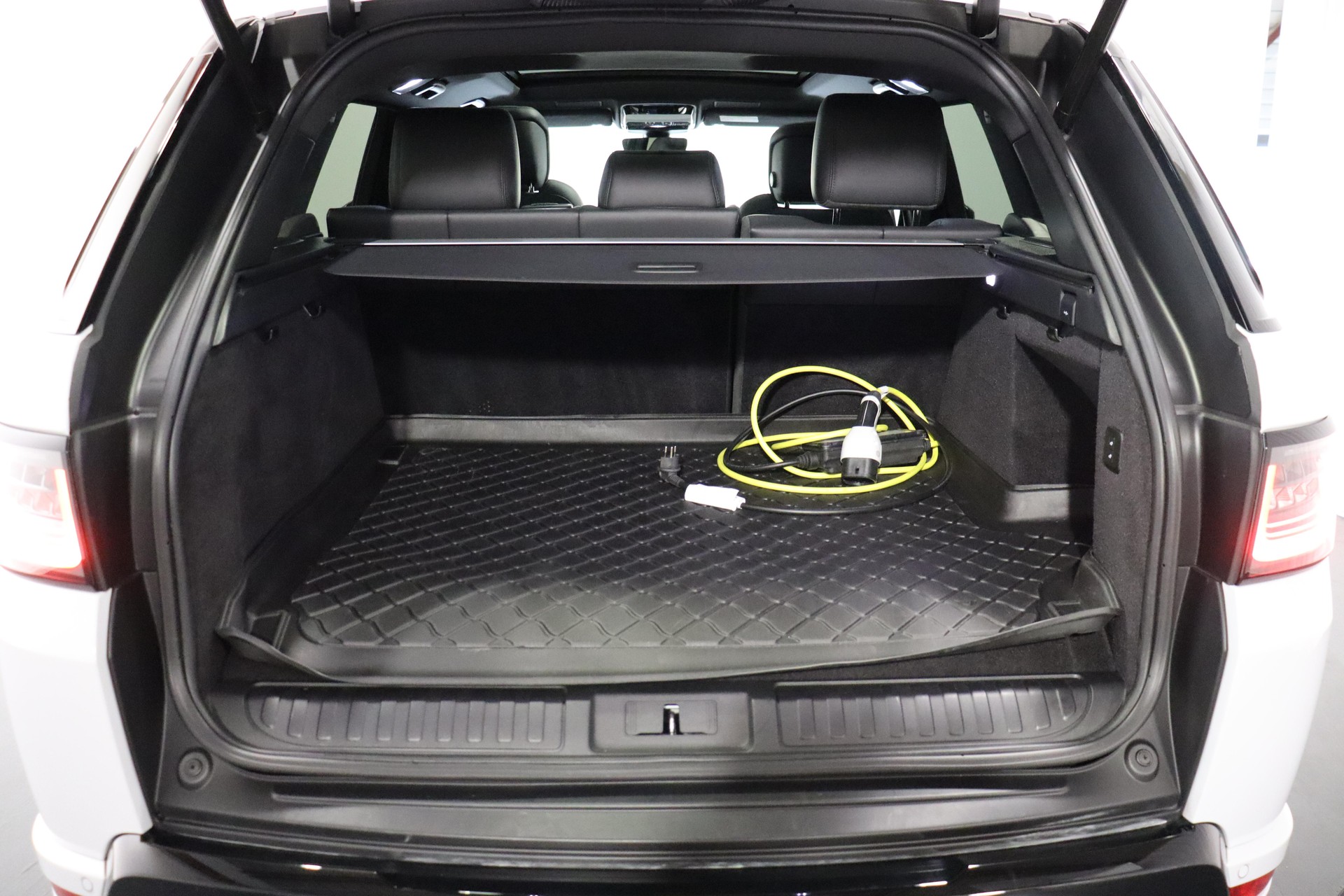 LAND ROVER Range Rover Sport 2.0 P400e HSE Dynamic-image-4