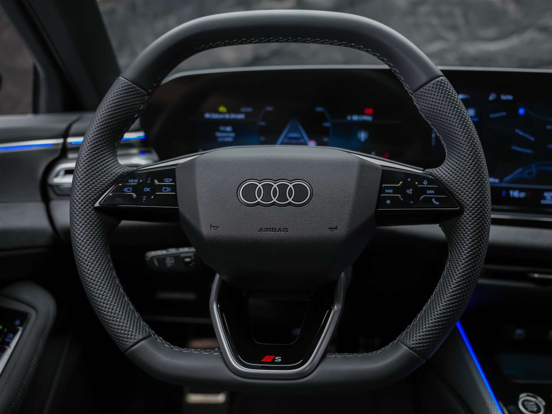 AUDI A6 Limousine TDI quattro S tronic*Head Up*360° Kamera*Bang Olufsen*Matrix LED Scheinwerfer*-image-32