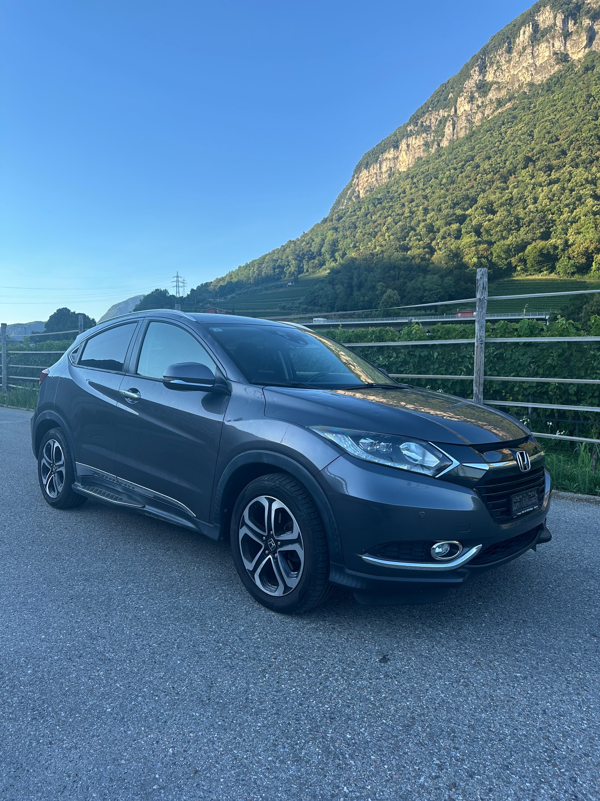 HONDA HR-V 1.6i-DTEC Executive-image-7