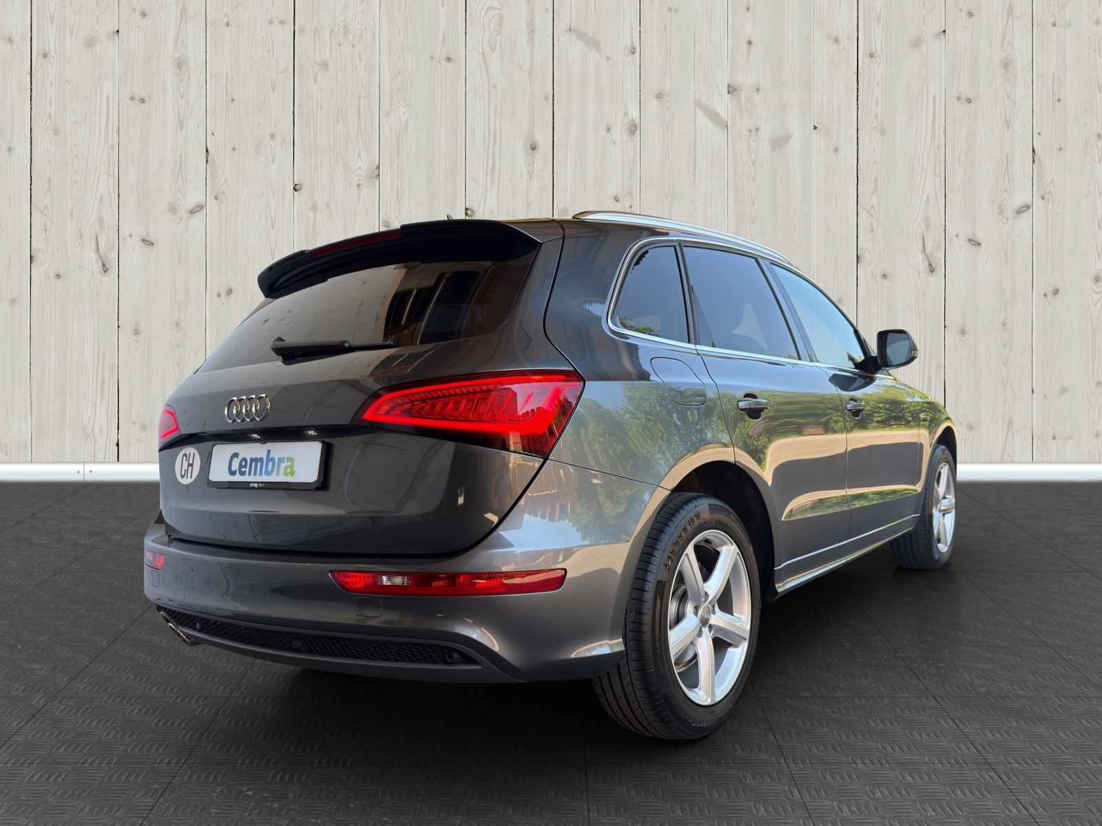 AUDI Q5 2.0 TDI quattro S-tronic-image-6