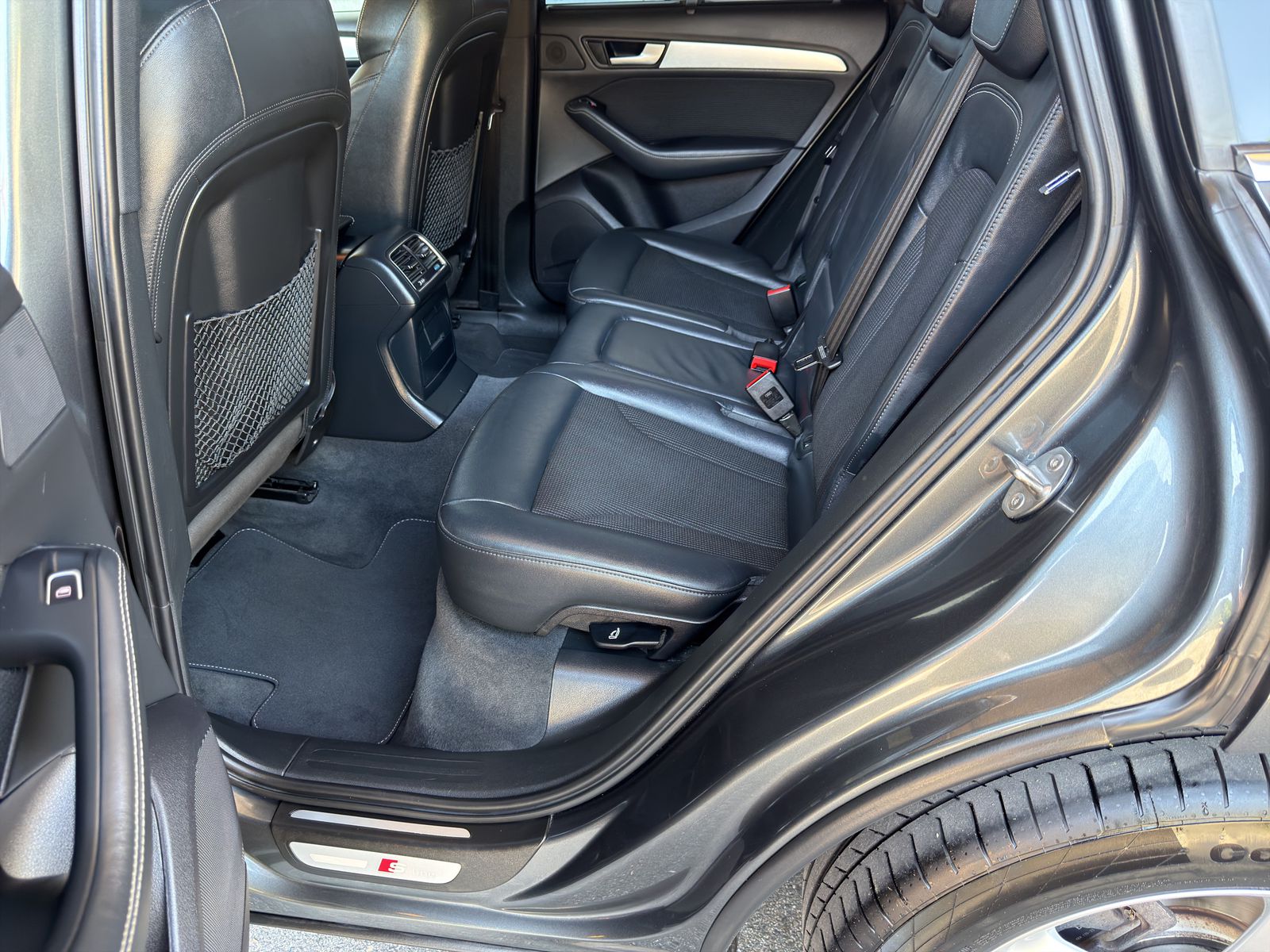 AUDI Q5 2.0 TDI quattro S-tronic-image-13