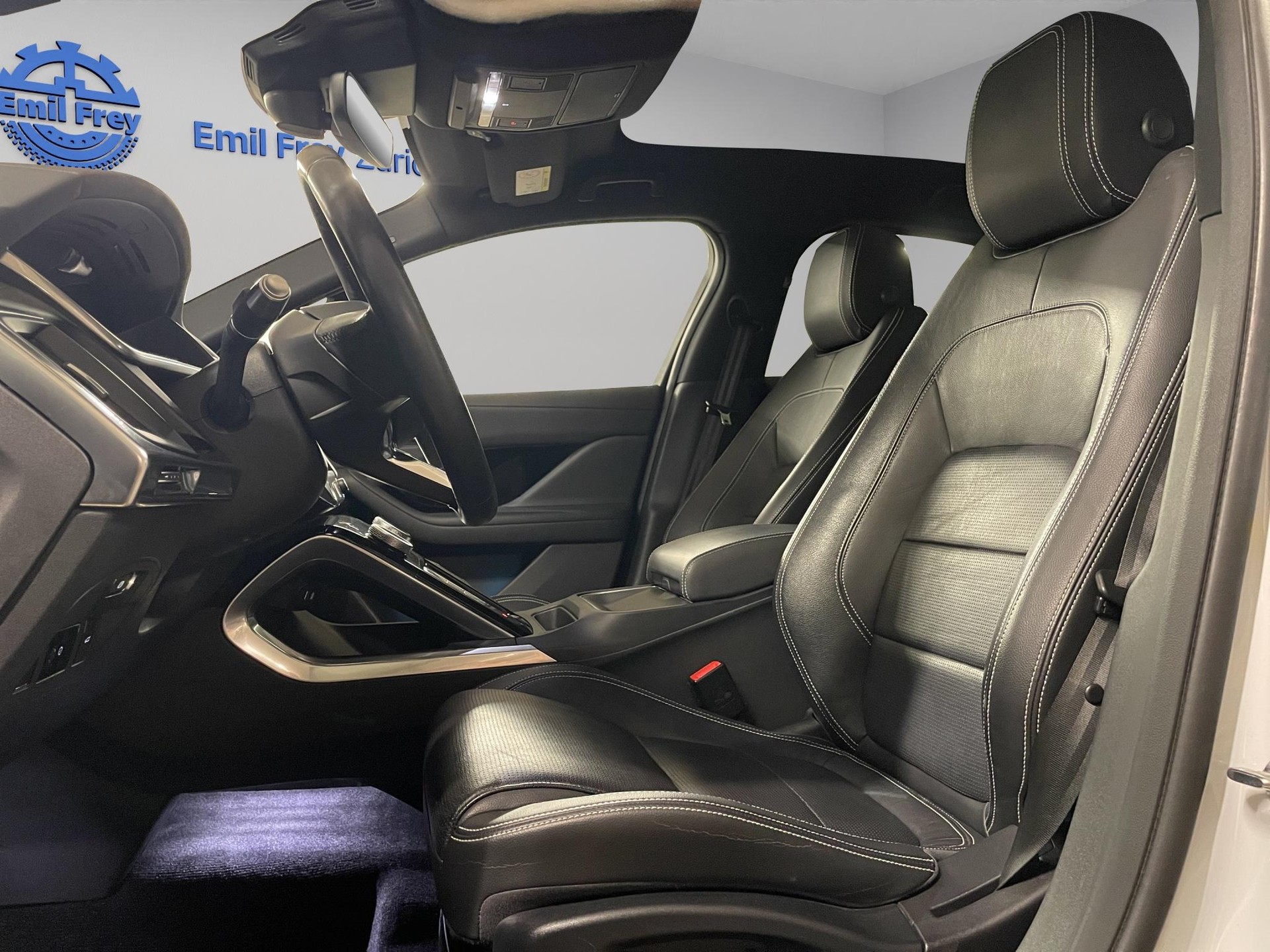 JAGUAR I-Pace EV400 S AWD-image-7