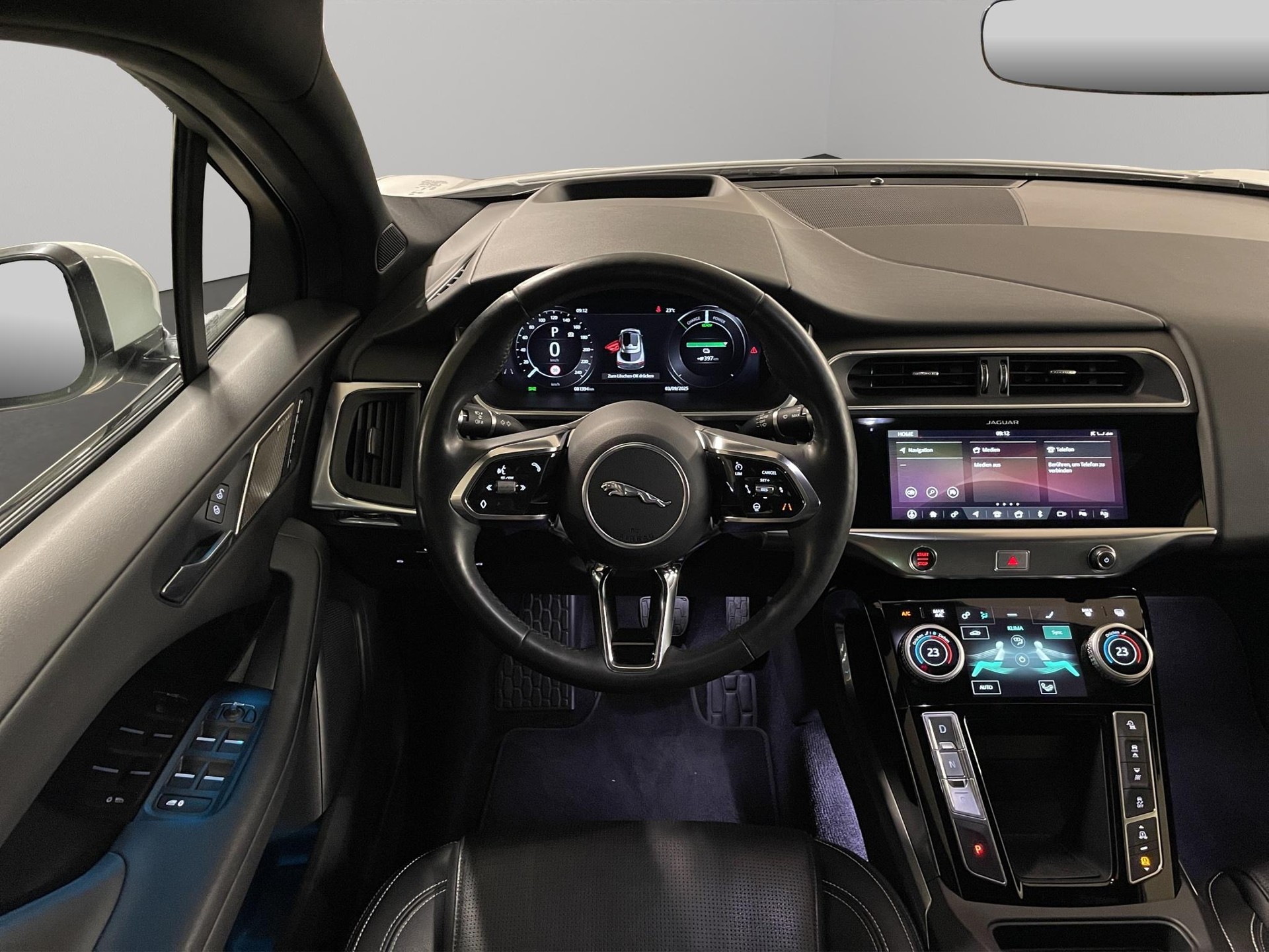 JAGUAR I-Pace EV400 S AWD-image-10