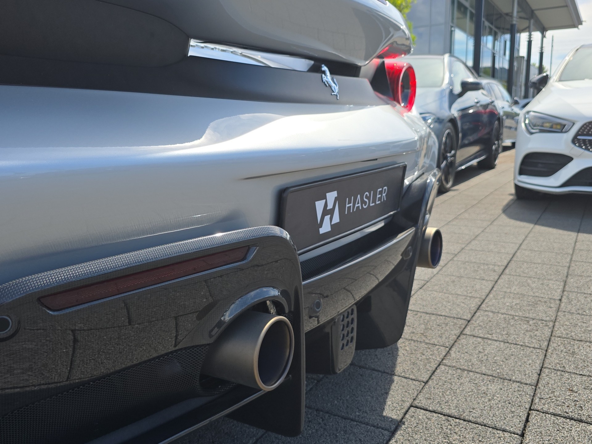 FERRARI 488 Pista 3.9 V8-image-18