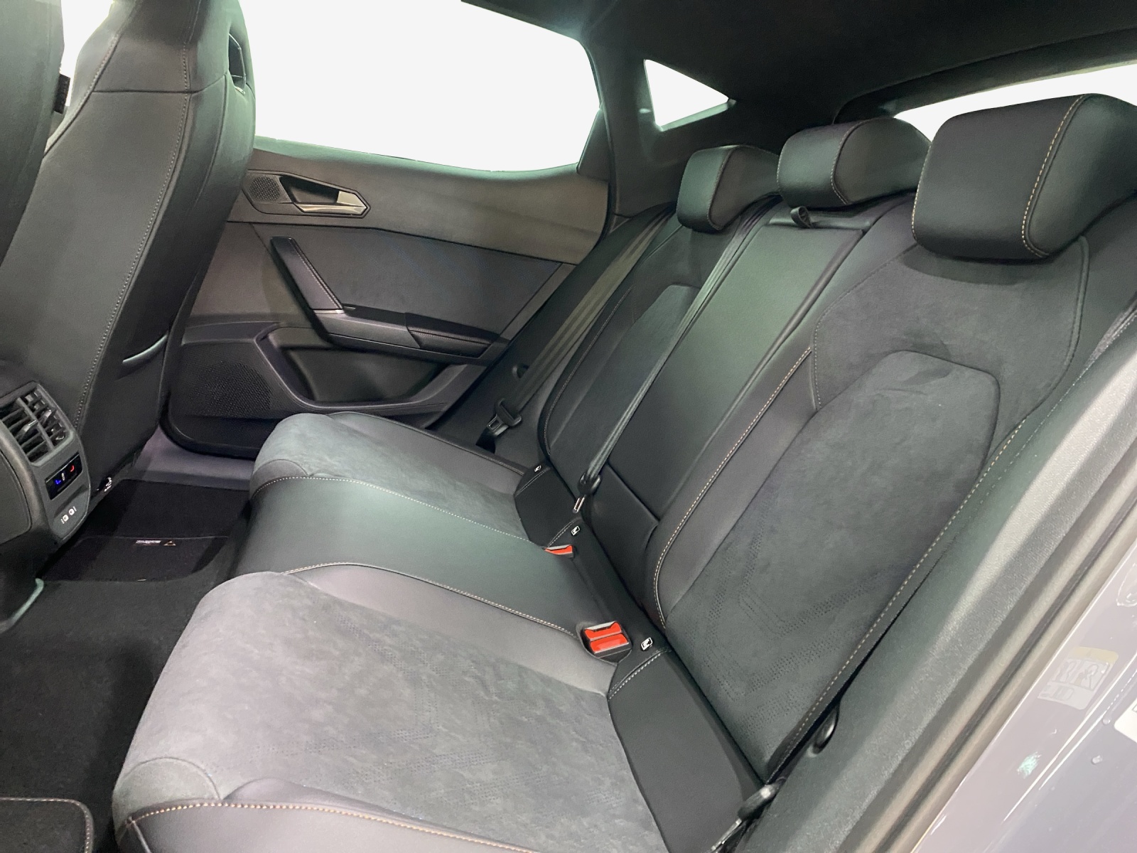 CUPRA LEON 1.5 TSI Prime Edition DSG-image-11
