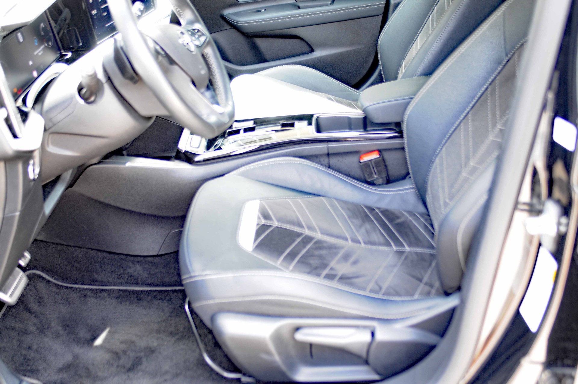 OPEL Mokka 1.2 Direct Injection Turbo Ultimate Aut.-image-9