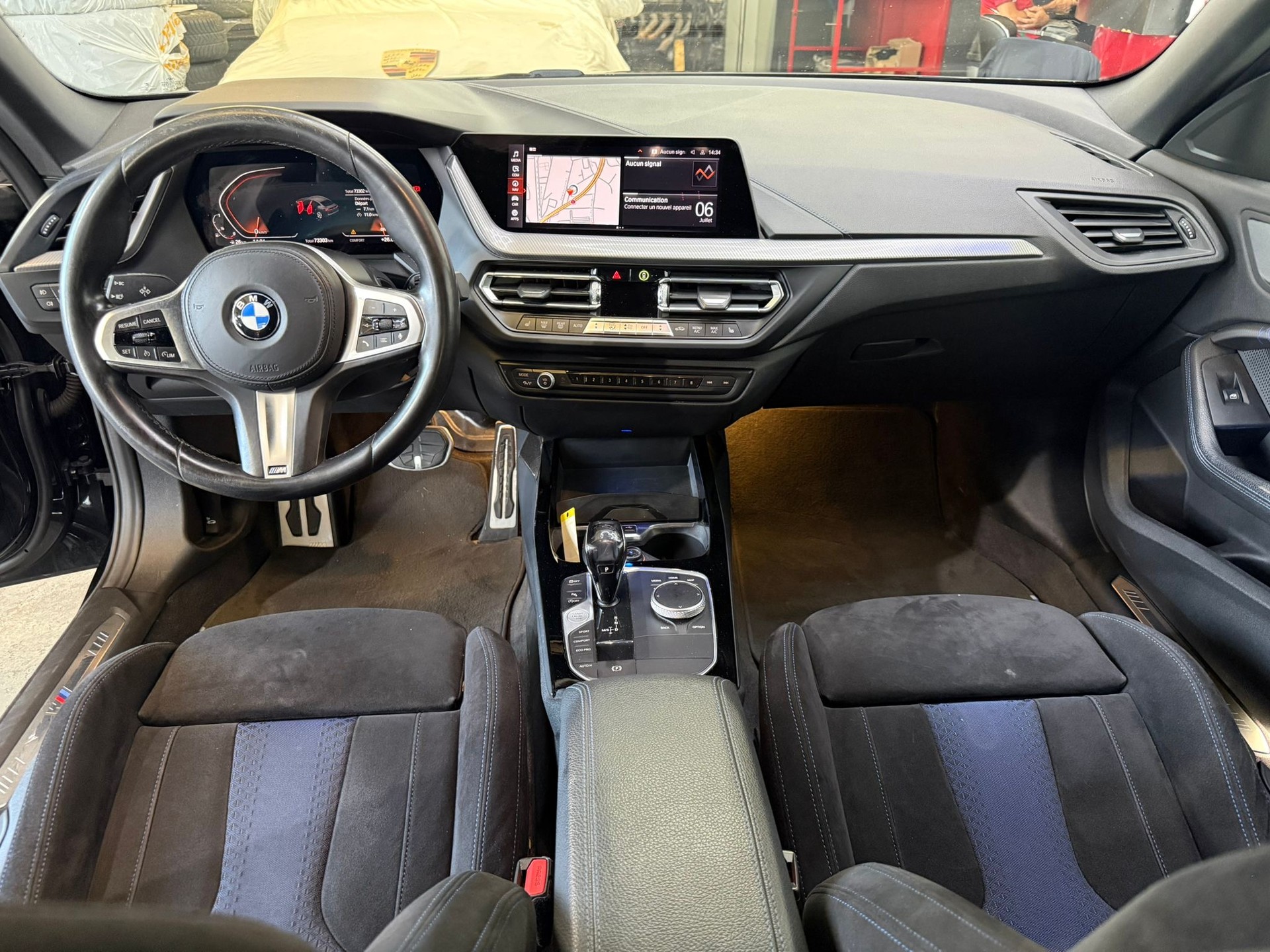 BMW 218i Steptronic M Sport-image-4