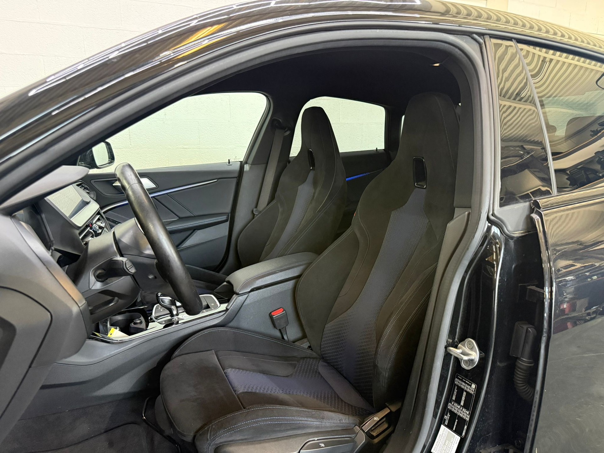 BMW 218i Steptronic M Sport-image-3