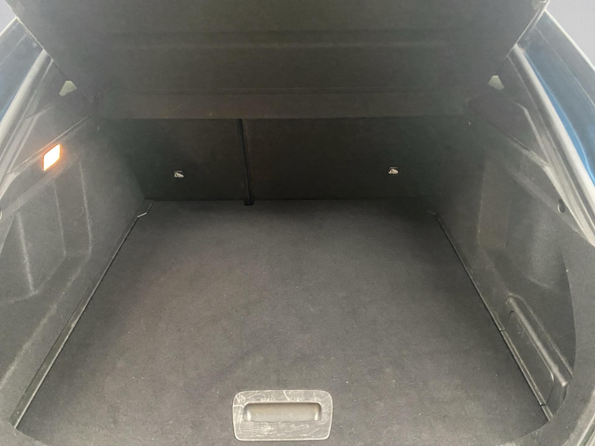 RENAULT Arkana 1.6 E-Tech R.S.Line-image-15