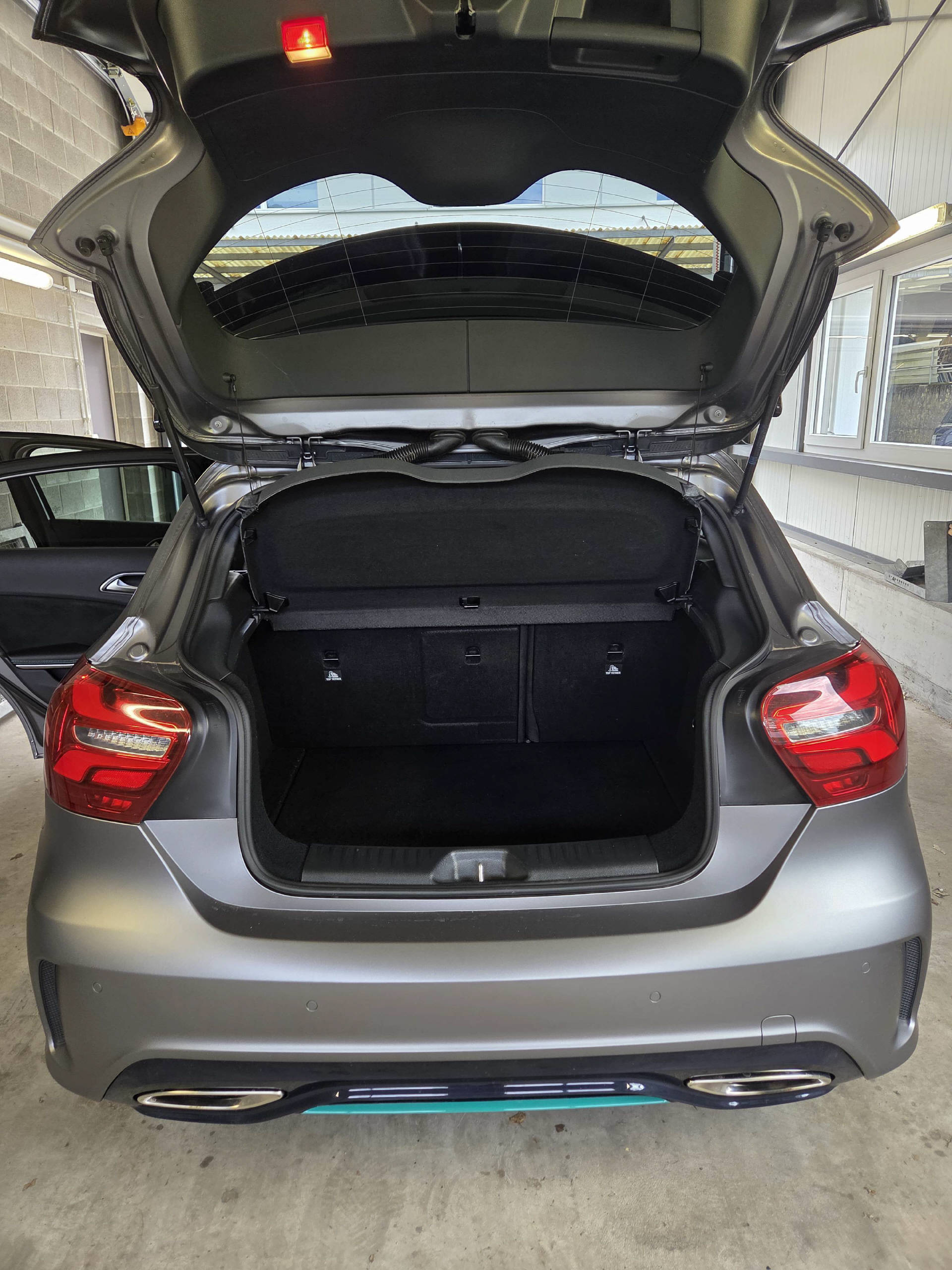 MERCEDES-BENZ A 250 Sport 4m-image-12
