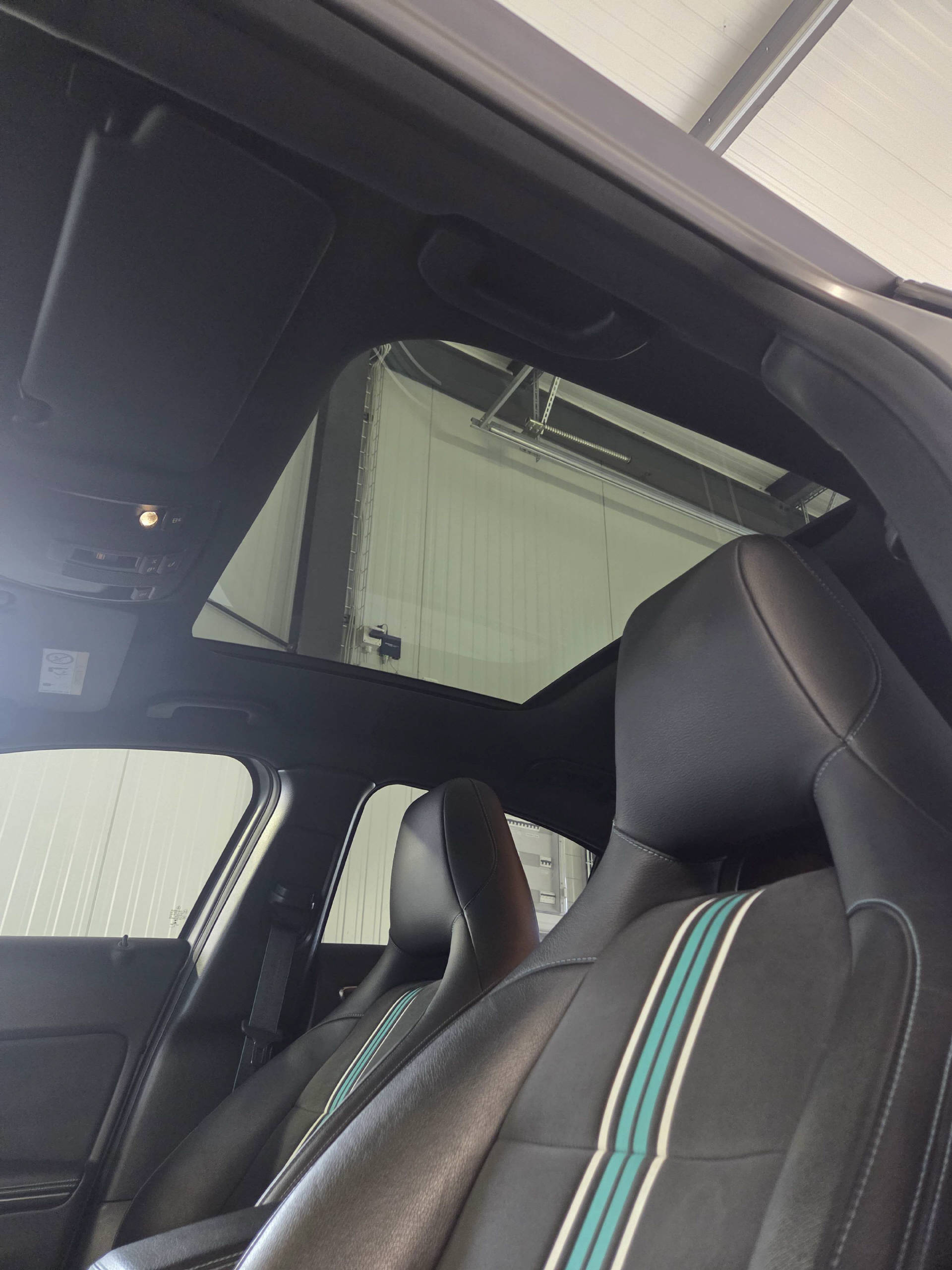 MERCEDES-BENZ A 250 Sport 4m-image-11