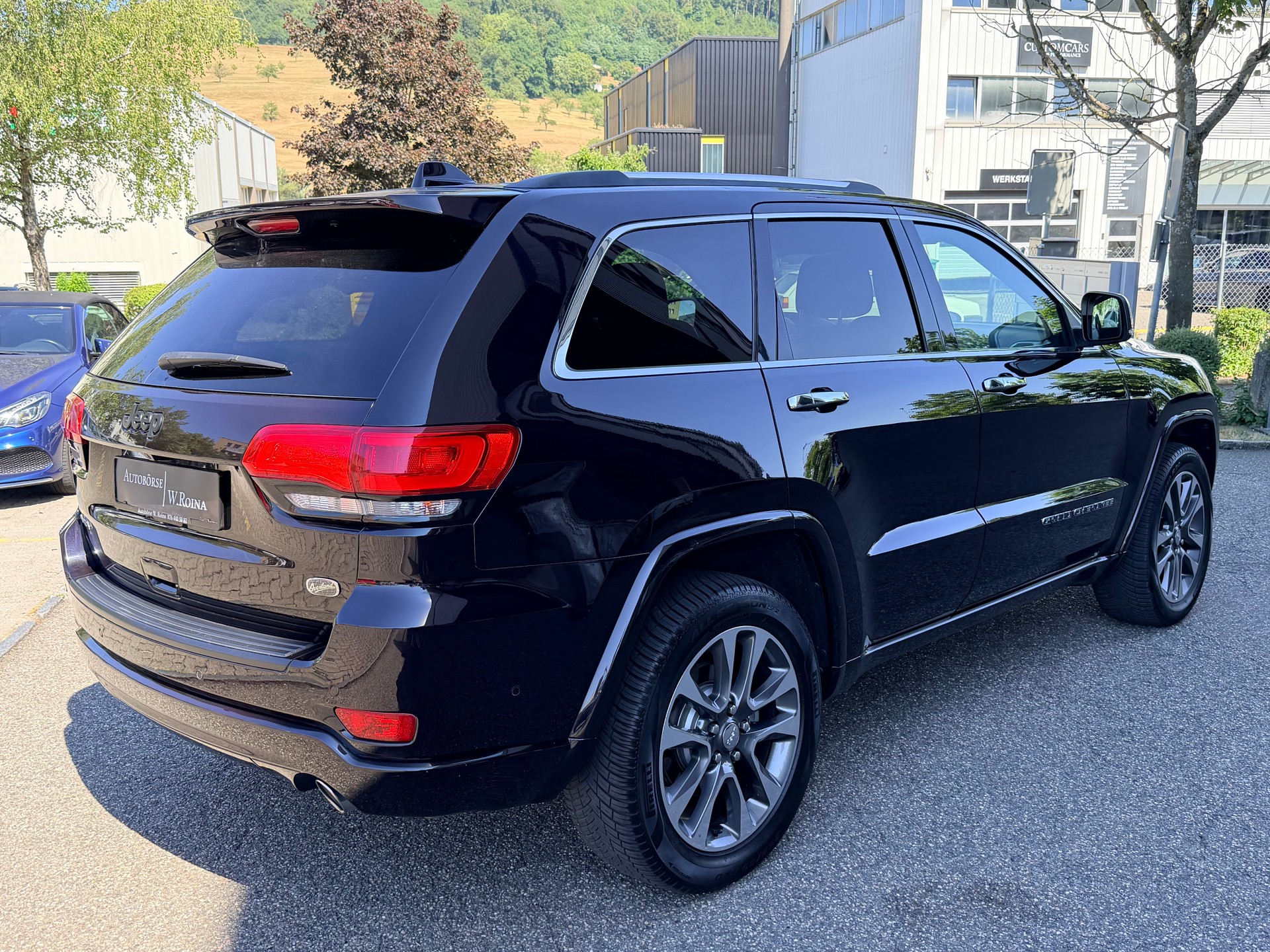 JEEP Grand Cherokee 3.0 CRD Overland Automatic-image-2