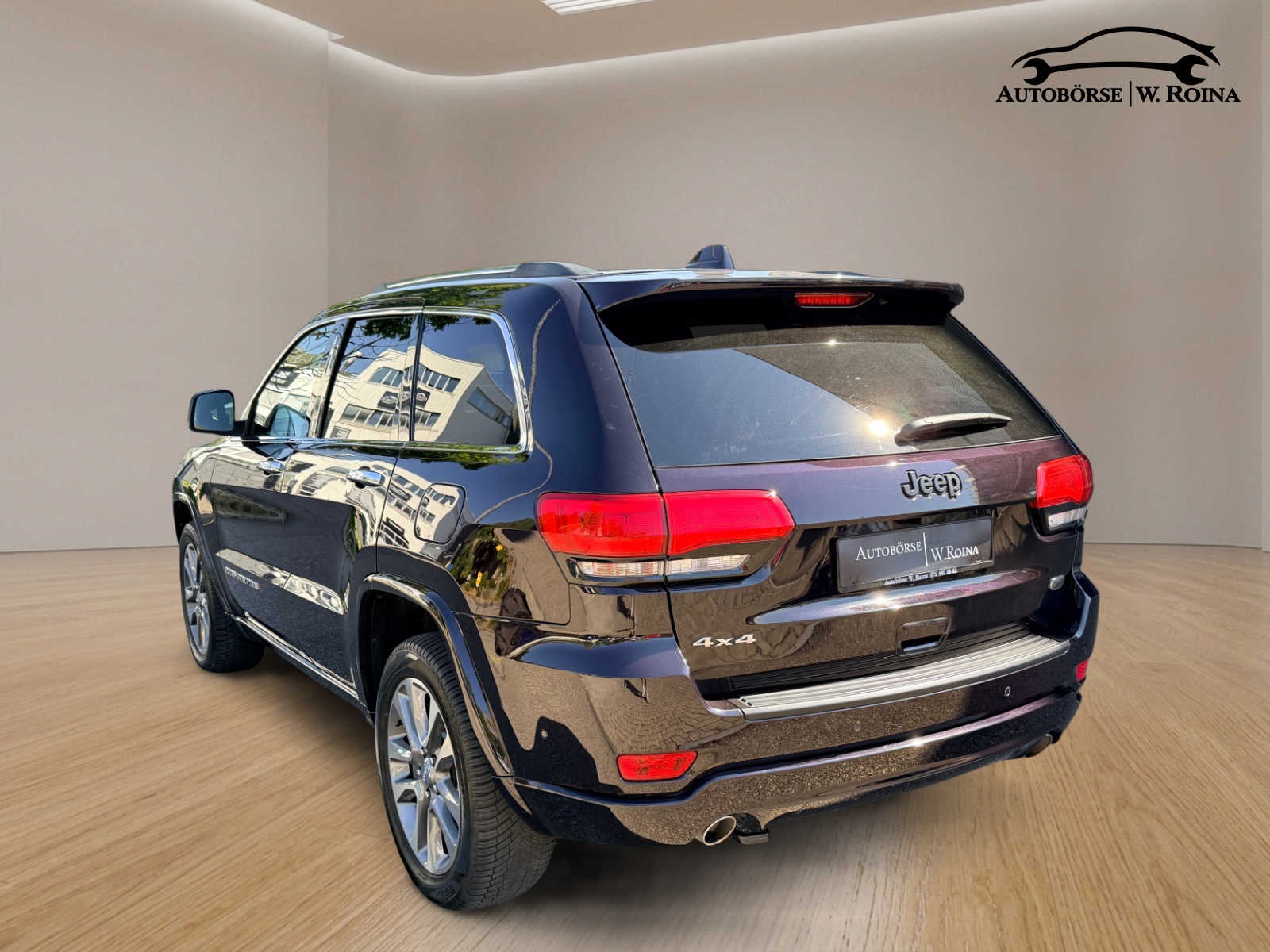 JEEP Grand Cherokee 3.0 CRD Overland Automatic-image-4