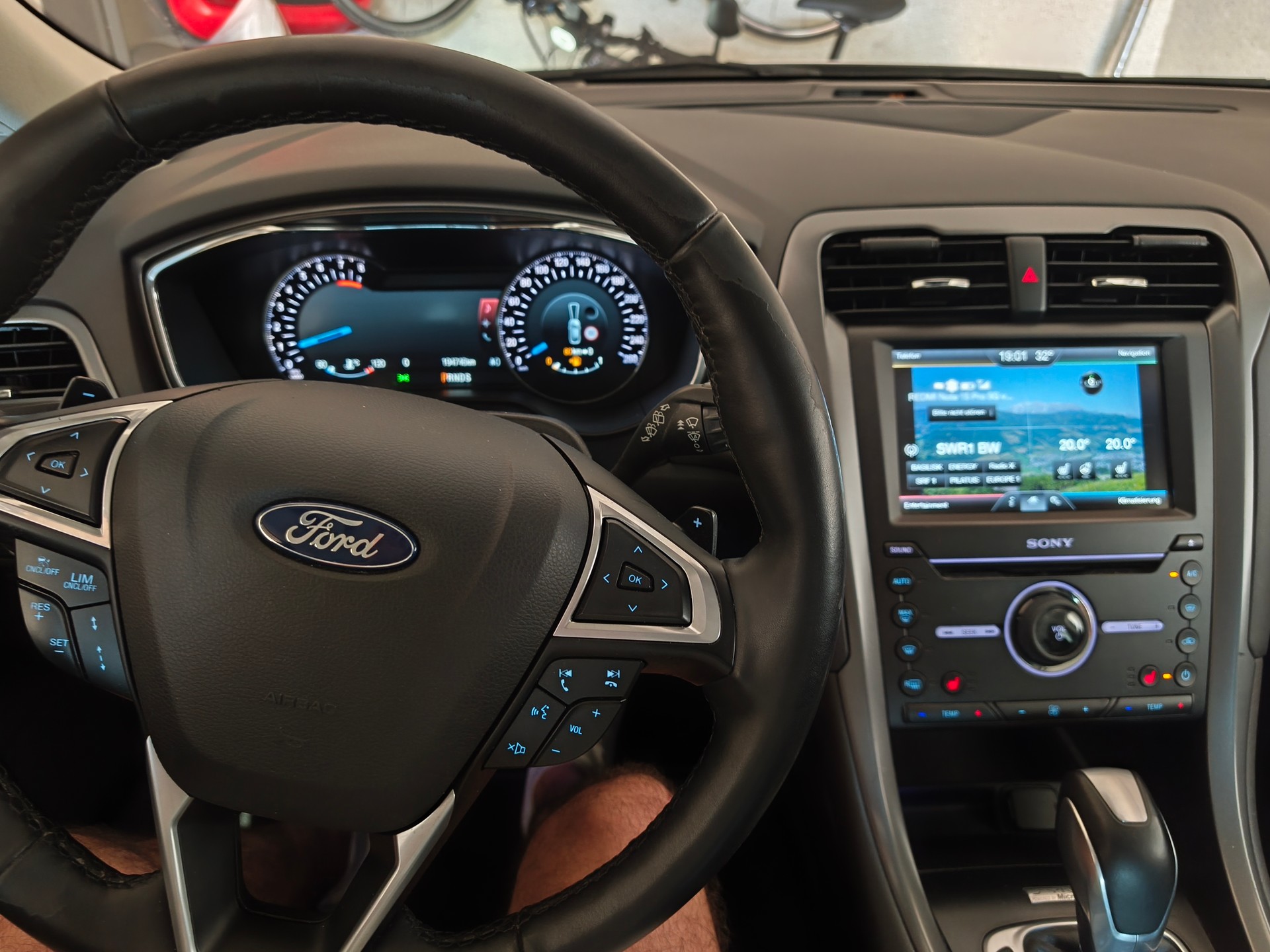 FORD 2.0 EcoB SCTi 240 Titanium-image-3