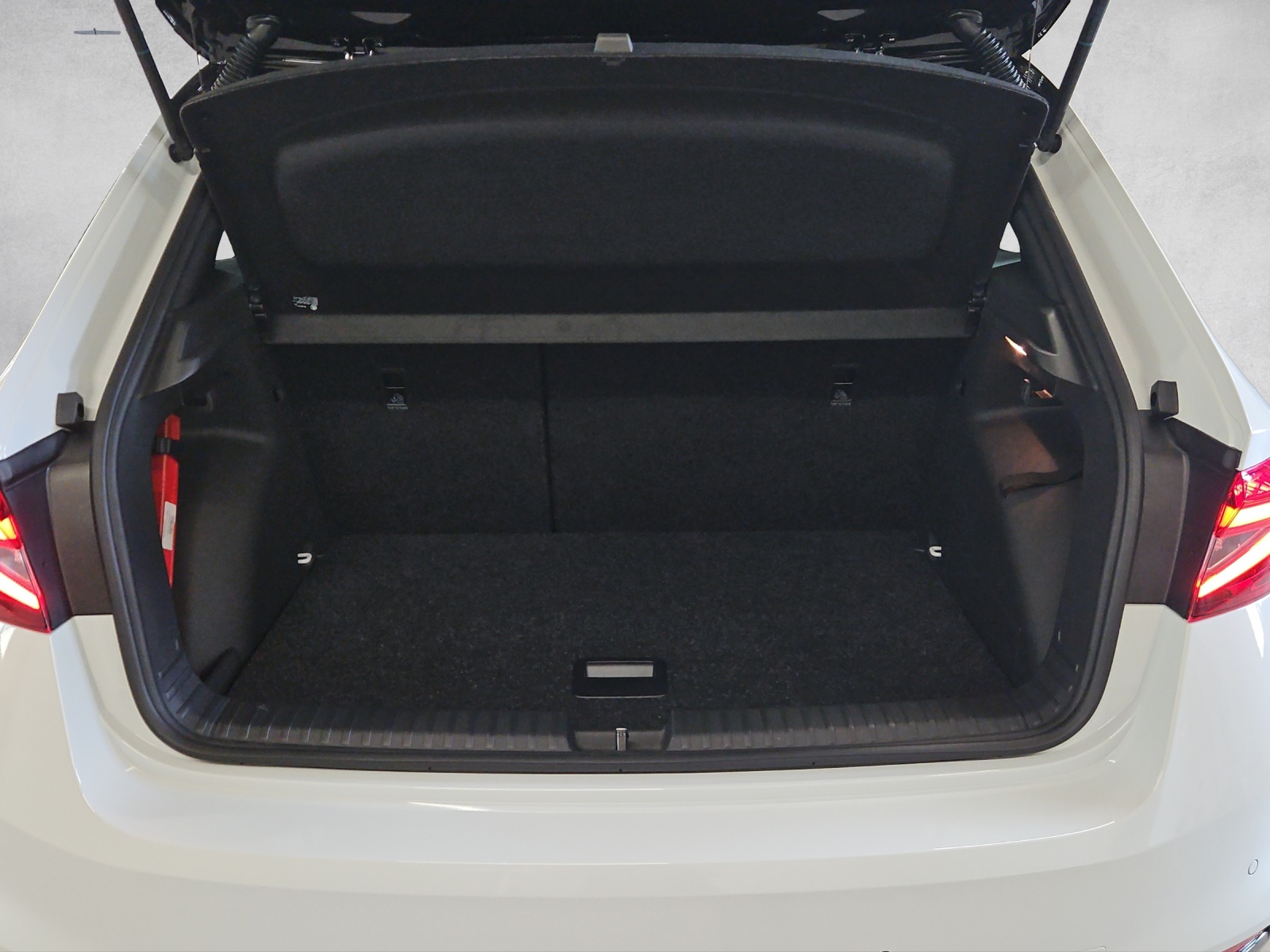 SKODA Fabia 1.5 TSI Motorsport DSG-image-13