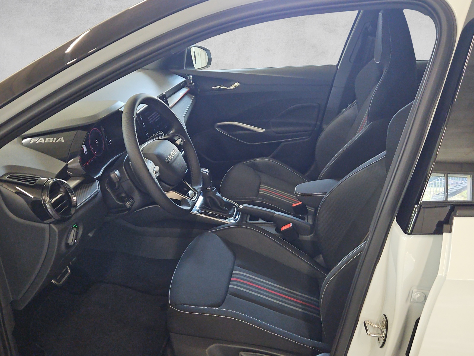 SKODA Fabia 1.5 TSI Motorsport DSG-image-8