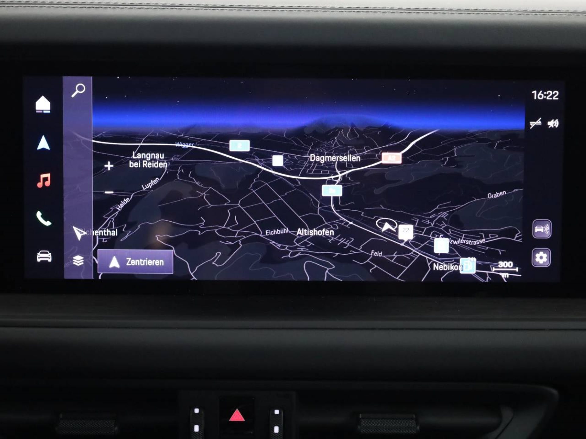 PORSCHE Cayenne E-Hybrid Black Edition-image-12