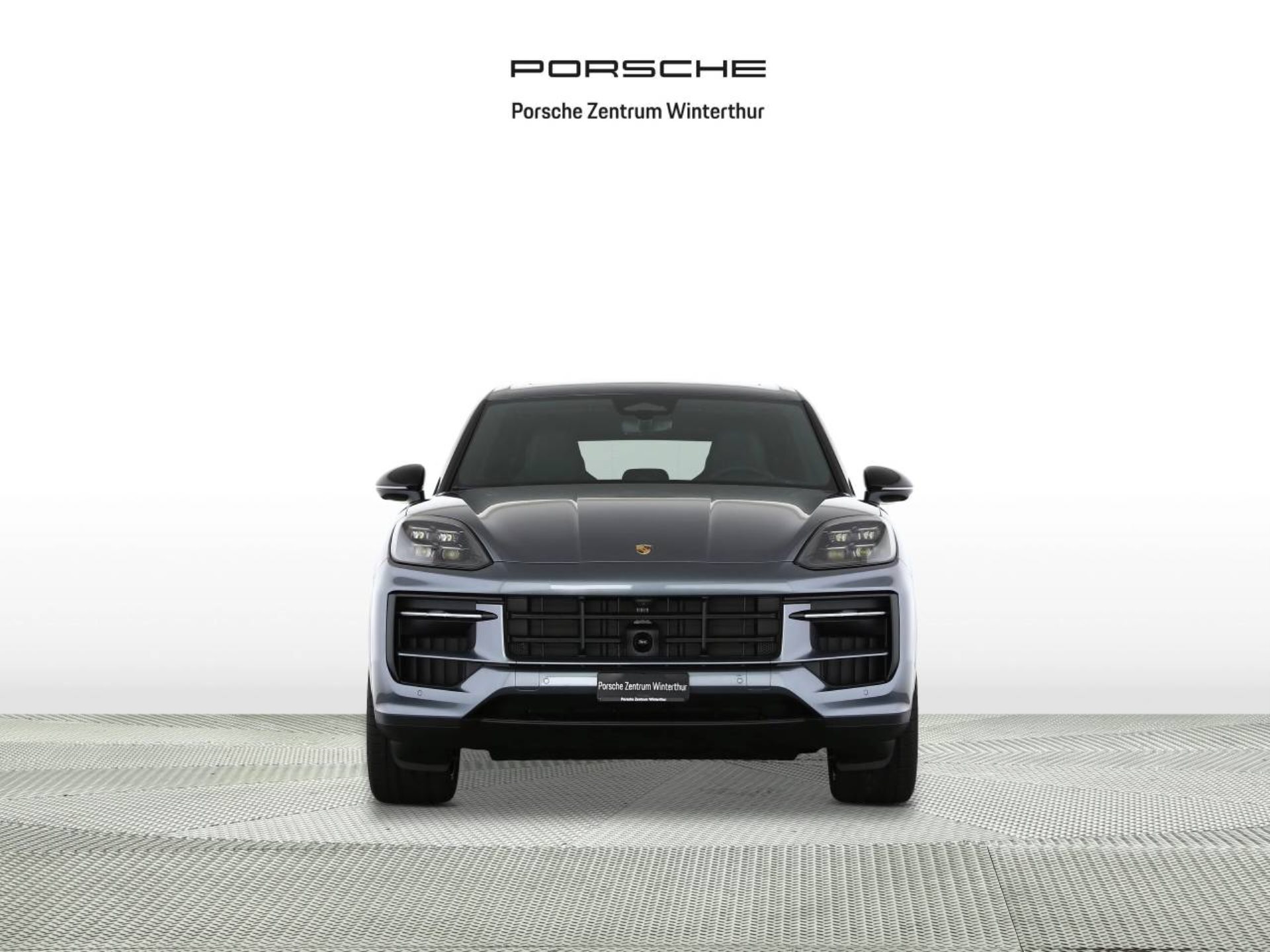 PORSCHE Cayenne E-Hybrid Black Edition-image-5