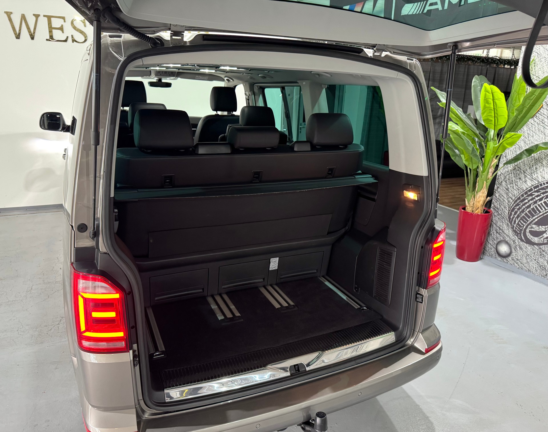 VW T6 Multivan 2.0 Bi-TDI Highline 4Motion DSG-image-15