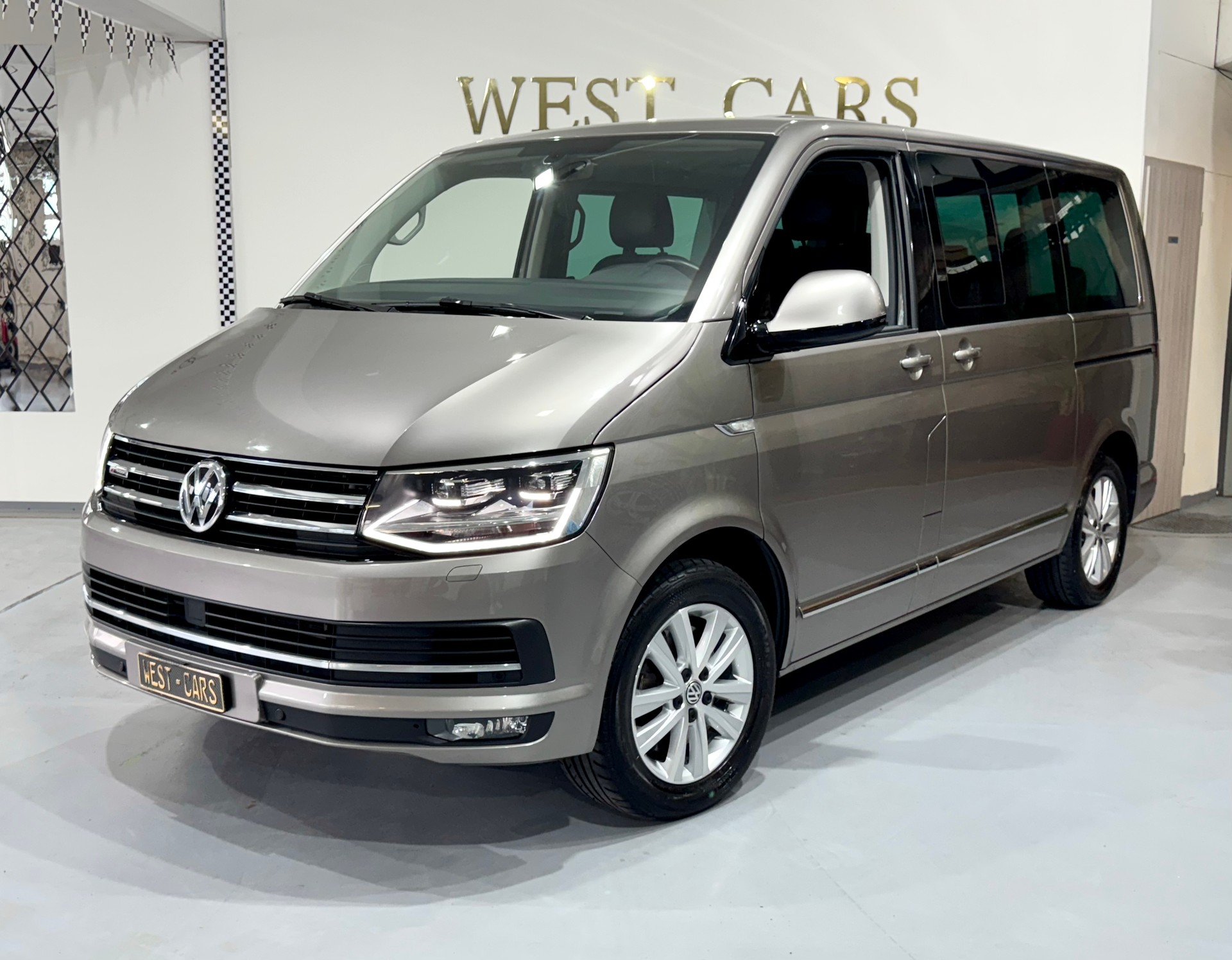 VW T6 Multivan 2.0 Bi-TDI Highline 4Motion DSG-image-0