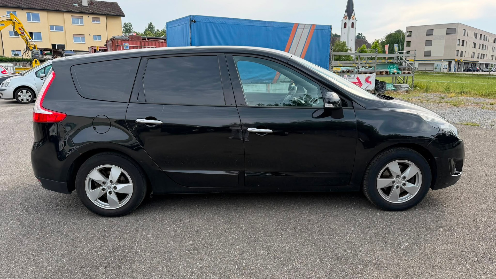 RENAULT Grand Scénic 1.4 16V Turbo Dynamique-showroom-element-3
